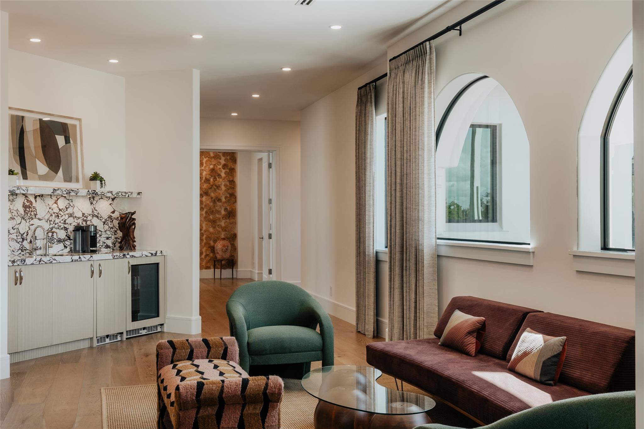 2300 NE 34th Court, Lighthouse Point, FL 33064