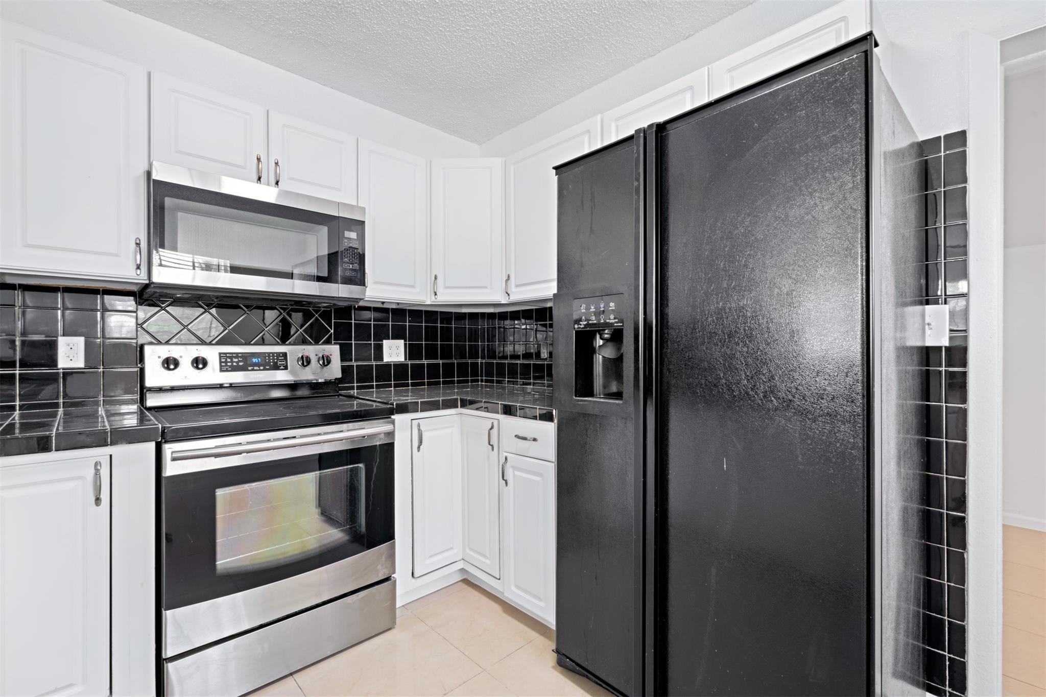 Photo for 6128 SW 2nd Street, Margate, FL 33068 - Listing #FX-10521147 6128 SW 2nd Street, Margate, FL 33068