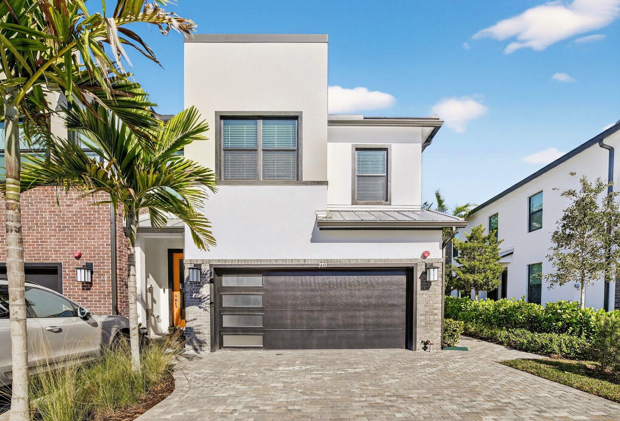 Photo for 770 NW 82nd Terrace, Plantation, FL 33324 - listing #FX-10549264 770 NW 82nd Terrace, Plantation, FL 33324