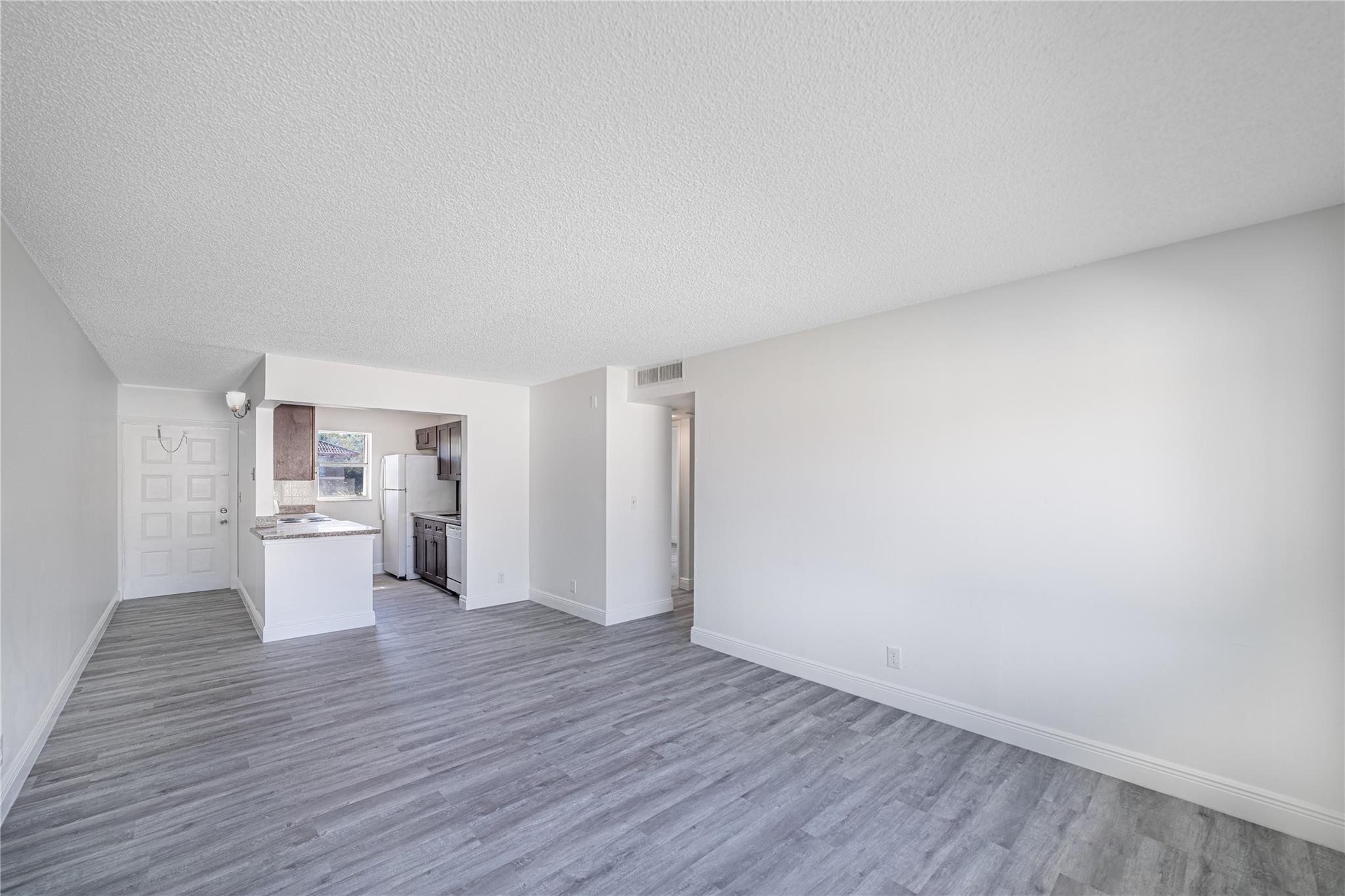 3218 Coral Ridge Drive 3218, Coral Springs, FL 33071