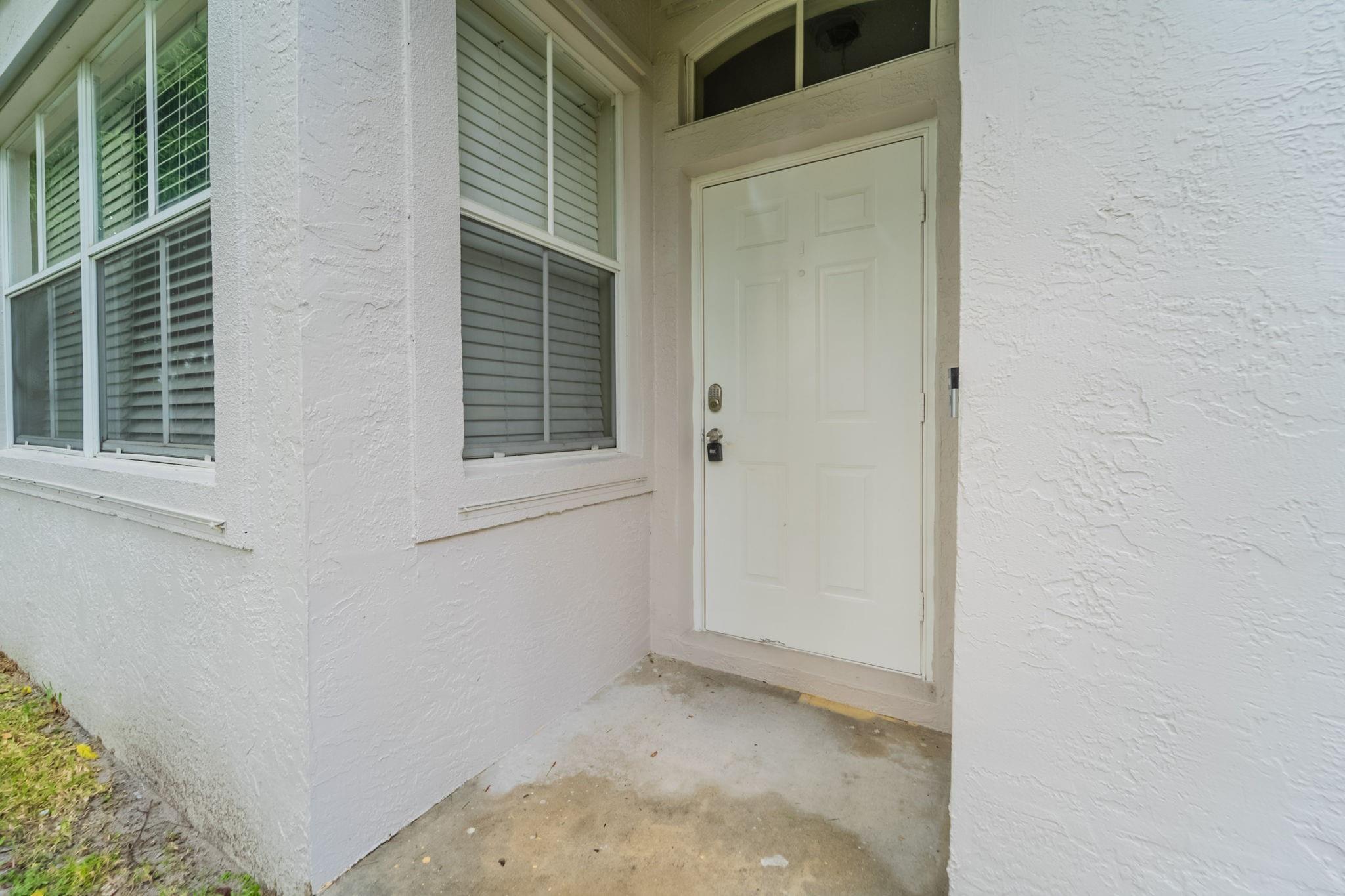 Photo for 6359 Stonehurst Circle, Lake Worth, FL 33467 - Listing #FX-10528195 6359 Stonehurst Circle, Lake Worth, FL 33467