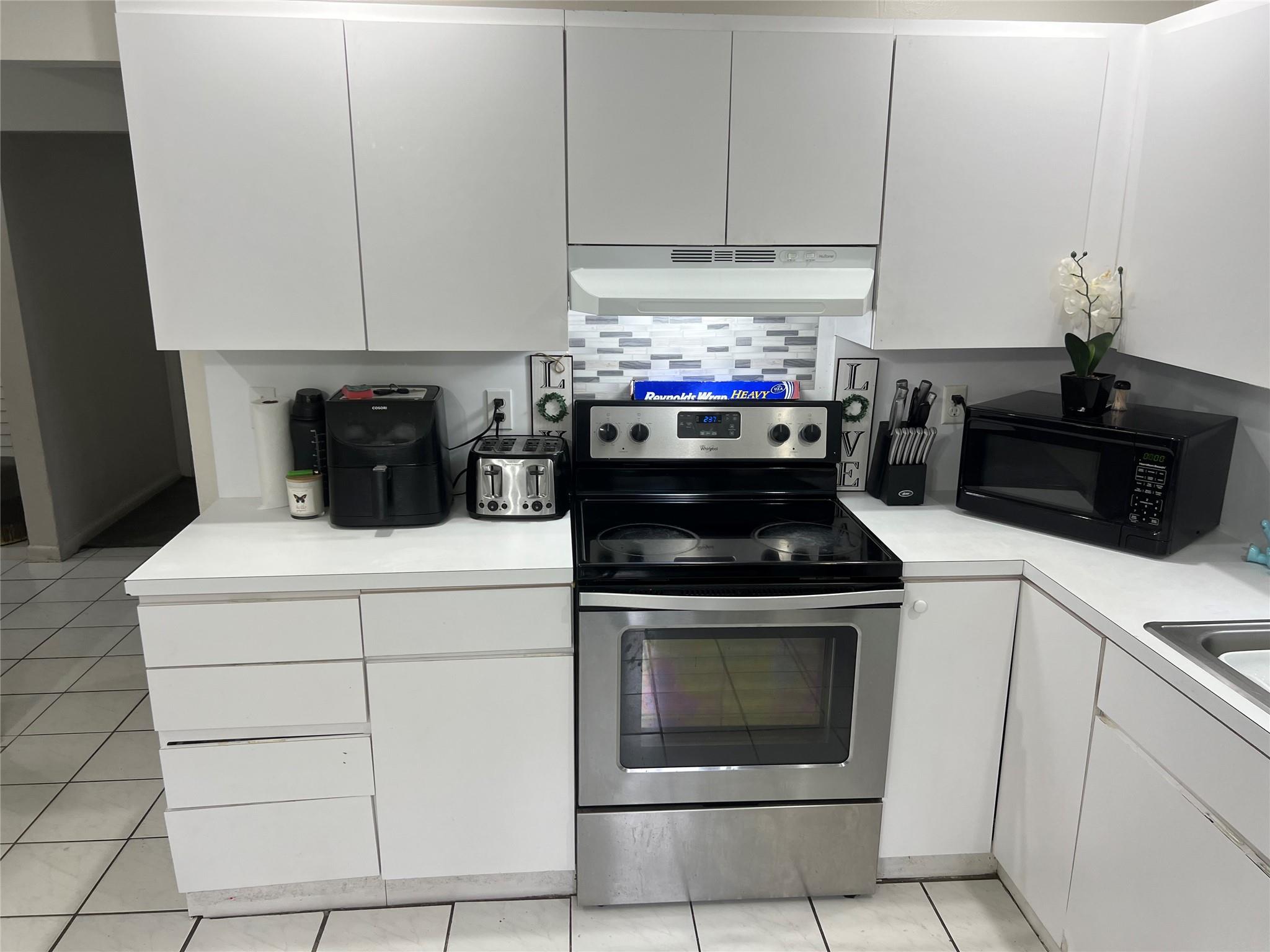 11530-32 NW 43rd Street 11530-32, Coral Springs, FL 33065