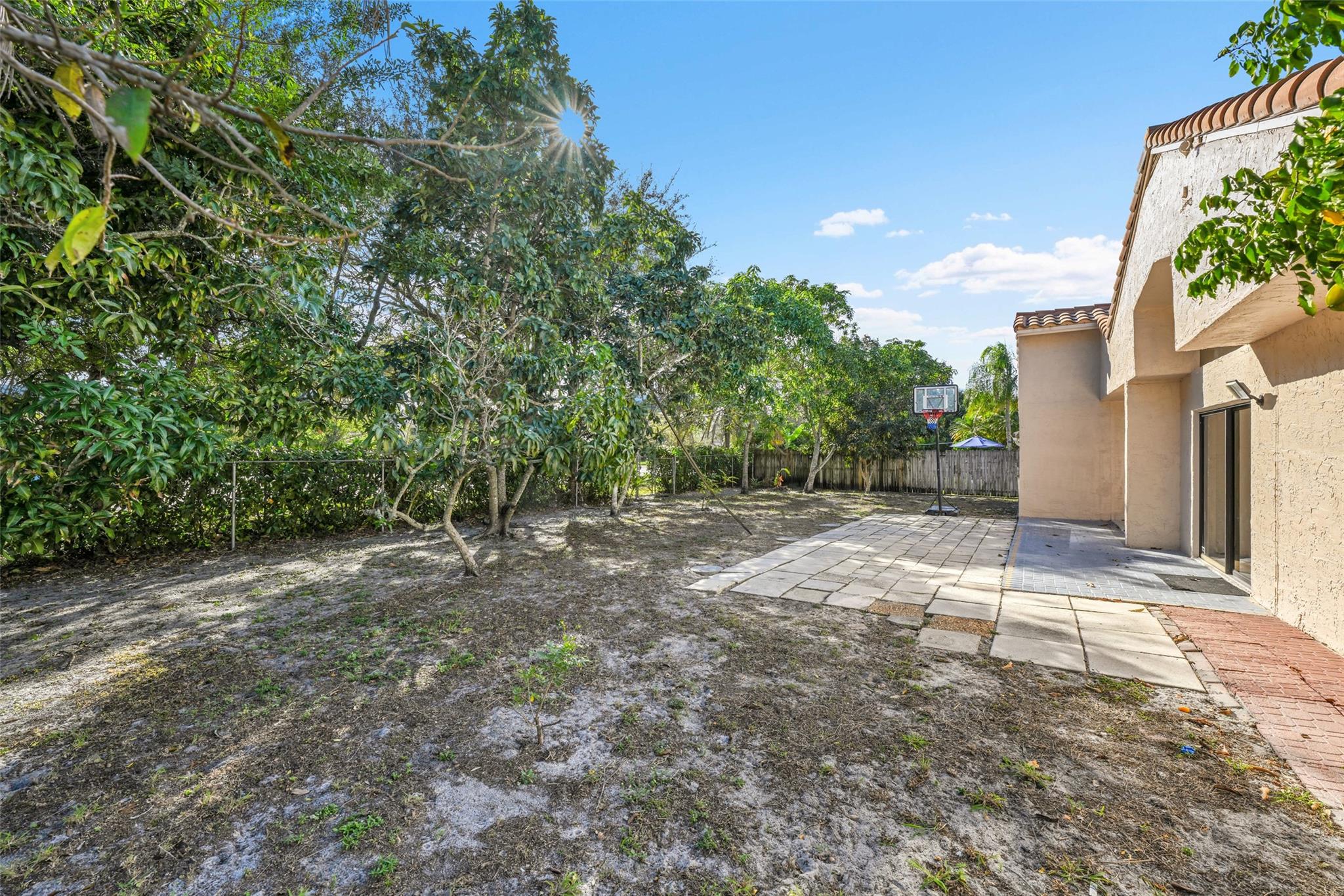 11136 NW 1st Place, Coral Springs, FL 33071