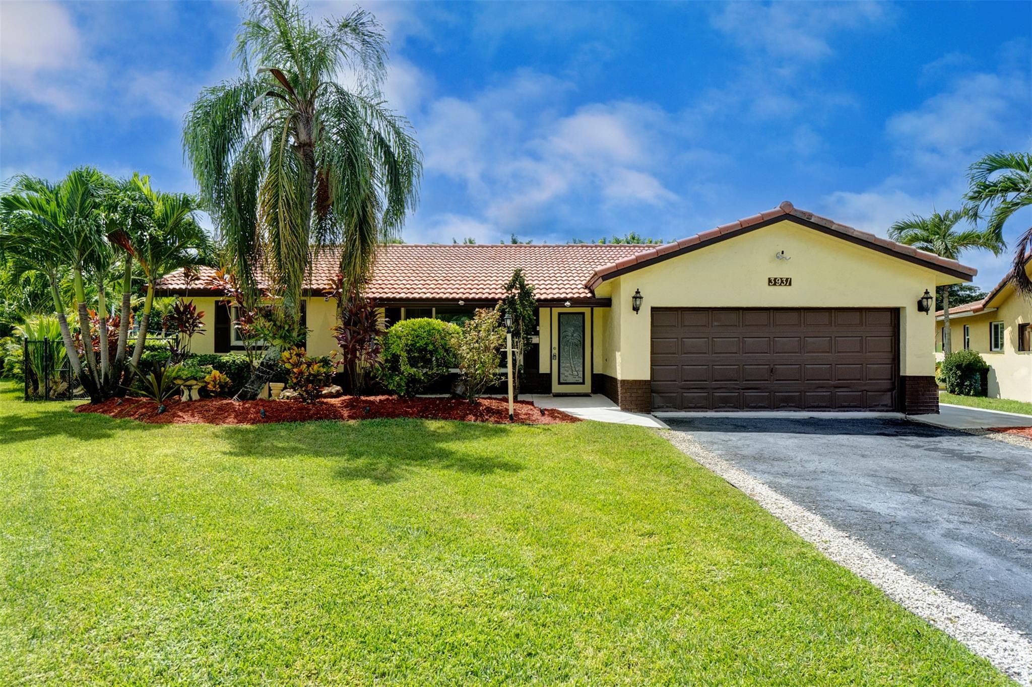 Photo for 3931 NW 108th Avenue, Coral Springs, FL 33065 - listing #FX-10527071 3931 NW 108th Avenue, Coral Springs, FL 33065