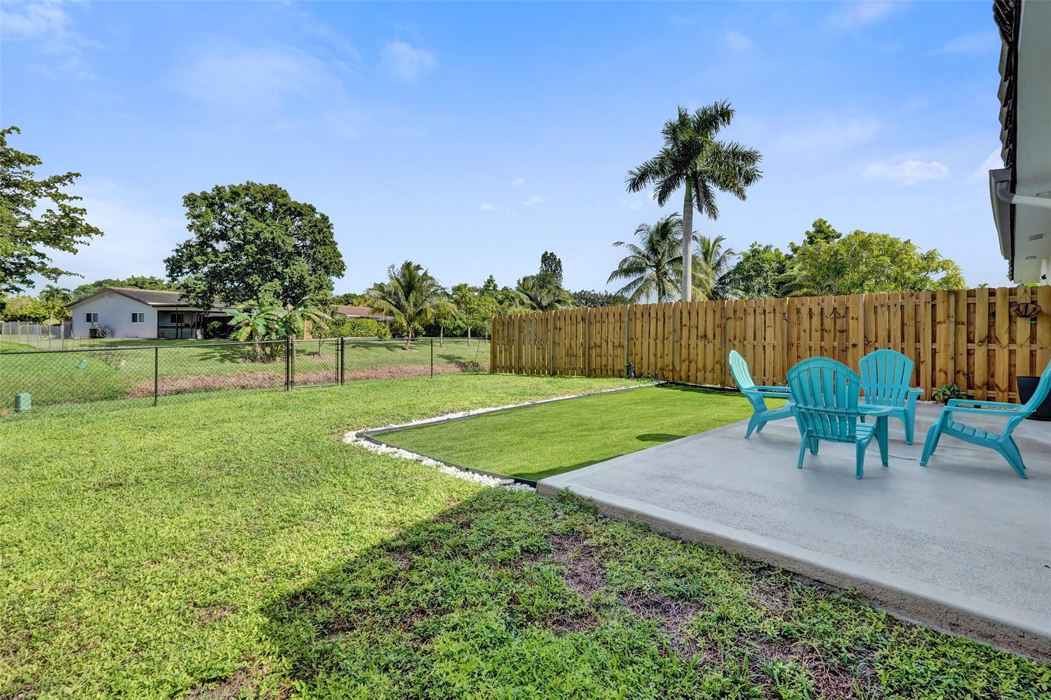 4017 NW 78 Avenue 1-2, Coral Springs, FL 33065