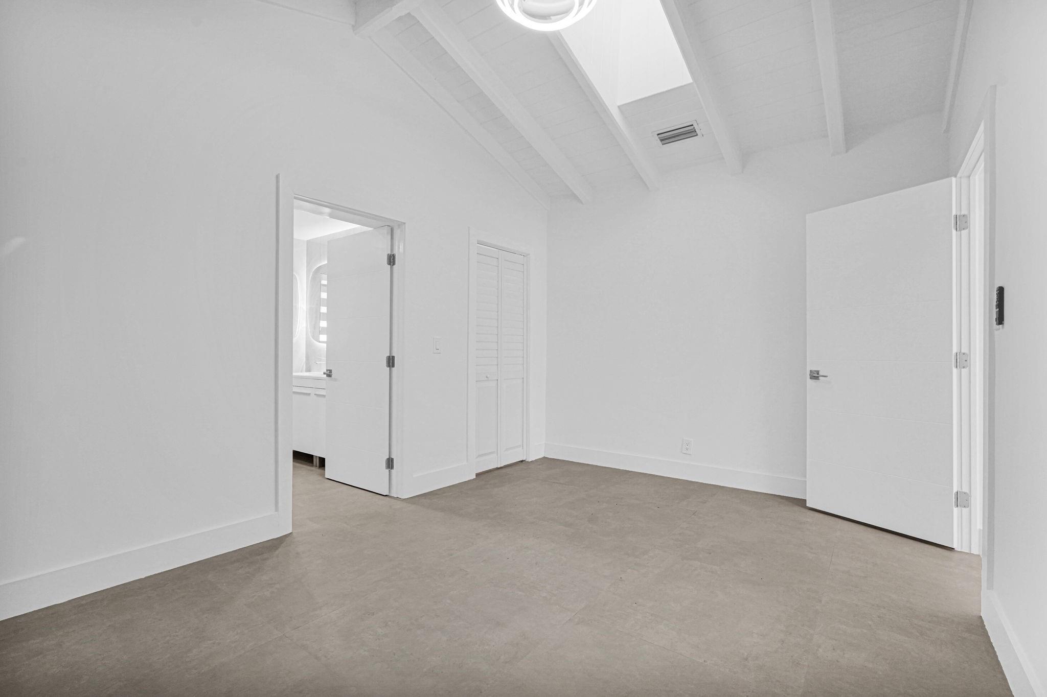 2291 SW 17th Street, Miami, FL 33145