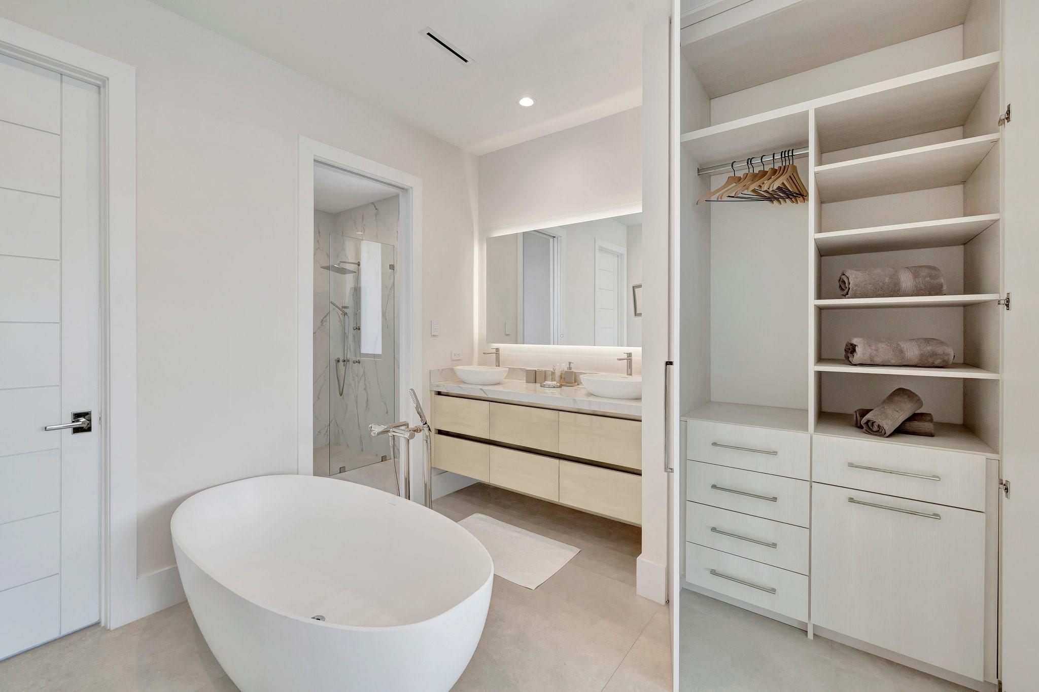 409 Isle Of Capri Drive, Fort Lauderdale, FL 33301