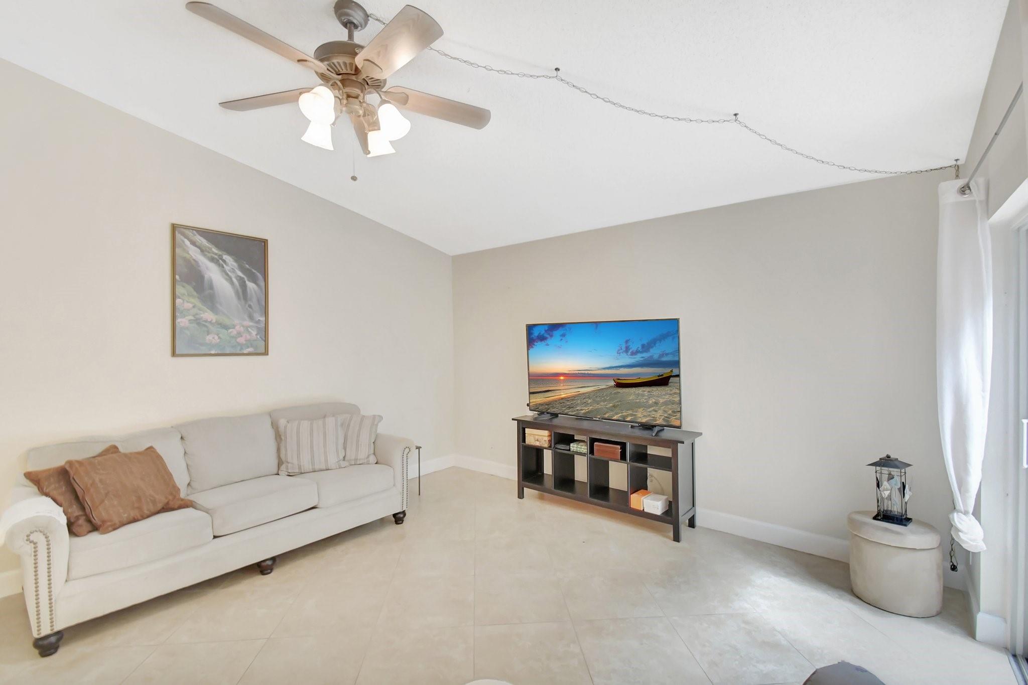 Photo for 134 E Riverbend Drive, Sunrise, FL 33326 - Listing #FX-10503326 134 E Riverbend Drive, Sunrise, FL 33326