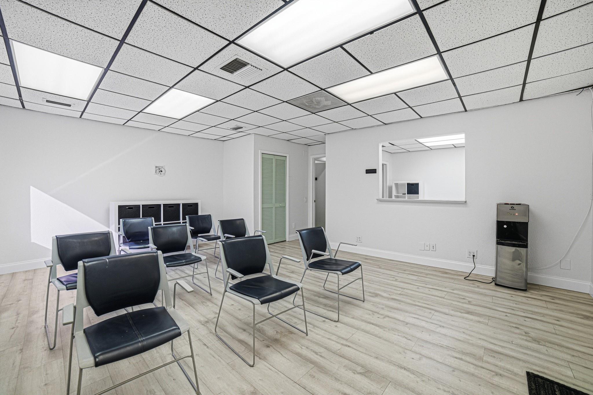 2929 N University Drive, Coral Springs, FL 33065