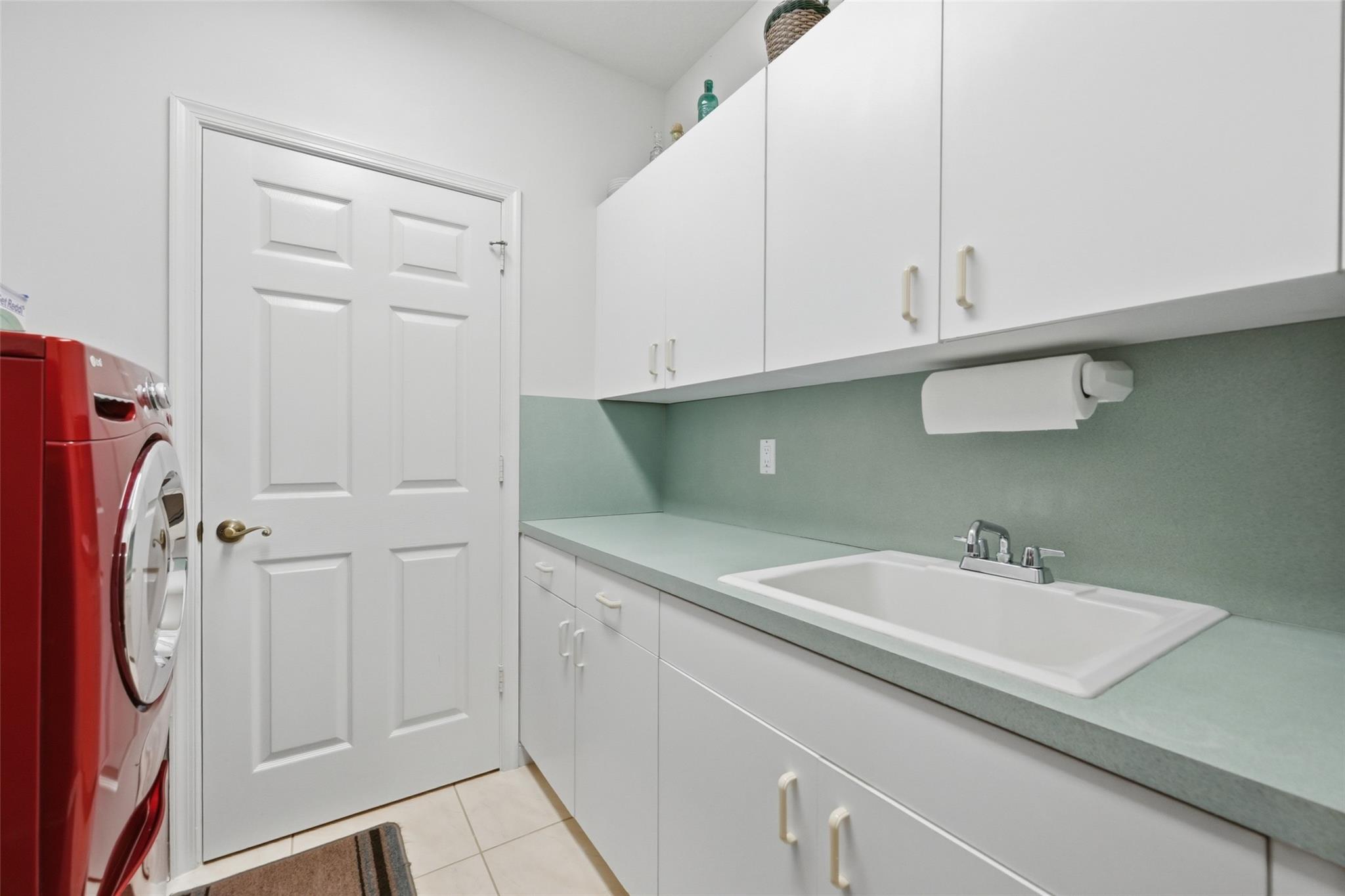 12125 NW 10th Street, Coral Springs, FL 33071