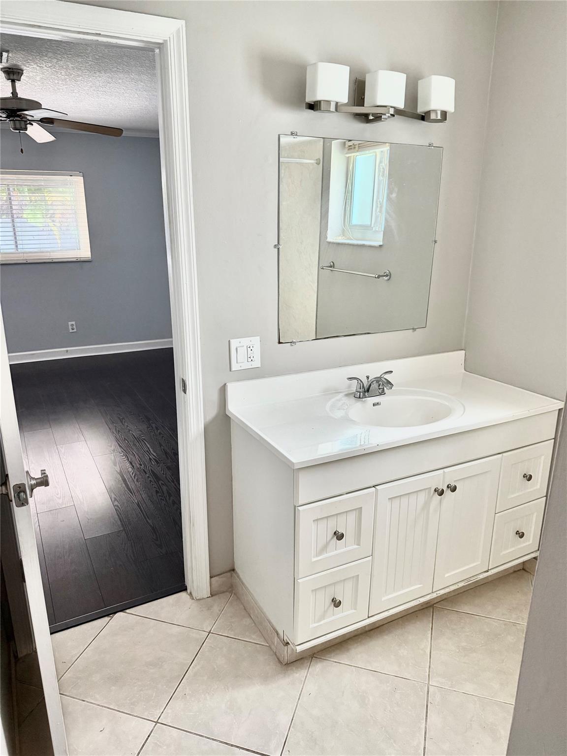 9850 NW 25th Court, Coral Springs, FL 33065