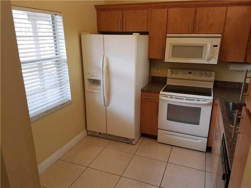 8750 Royal Palm Boulevard 106, Coral Springs, FL 33065