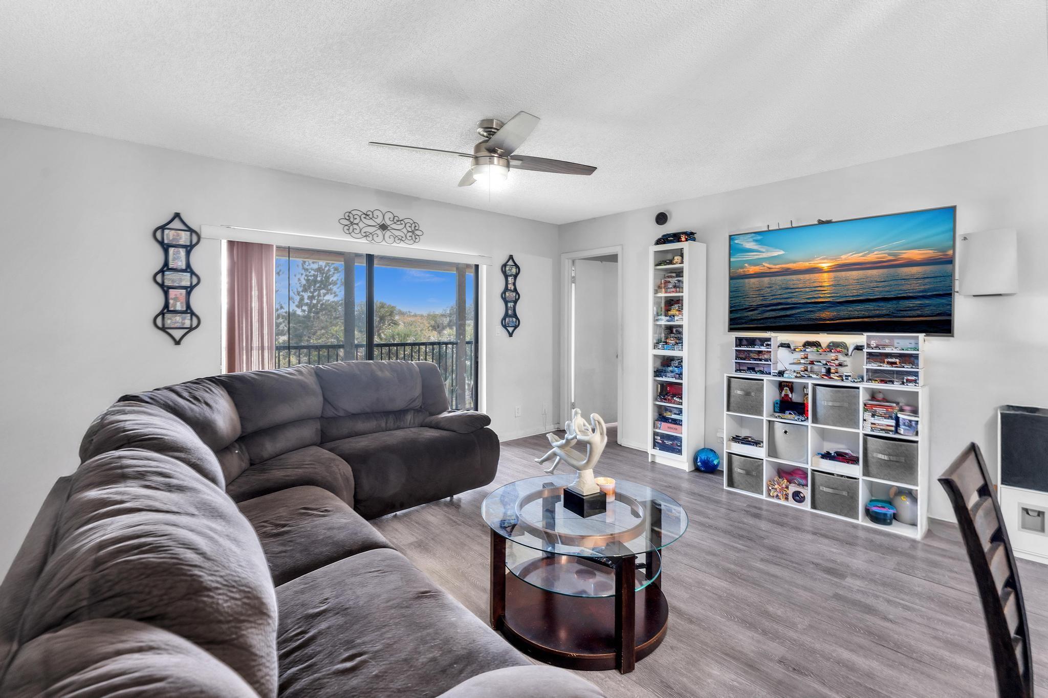 2091 Coral Ridge Drive N306, Coral Springs, FL 33071