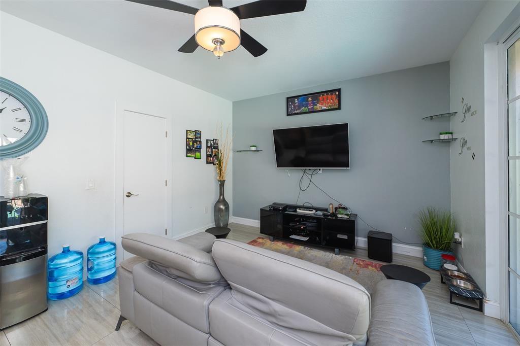 Photo for 1943 NW 170 Avenue, Pembroke Pines, FL 33028 - Listing #FX-10511902 1943 NW 170 Avenue, Pembroke Pines, FL 33028