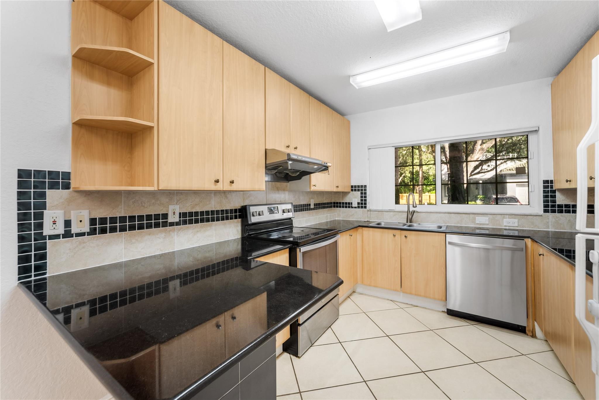 3458 NW 99th Way 3458, Coral Springs, FL 33065