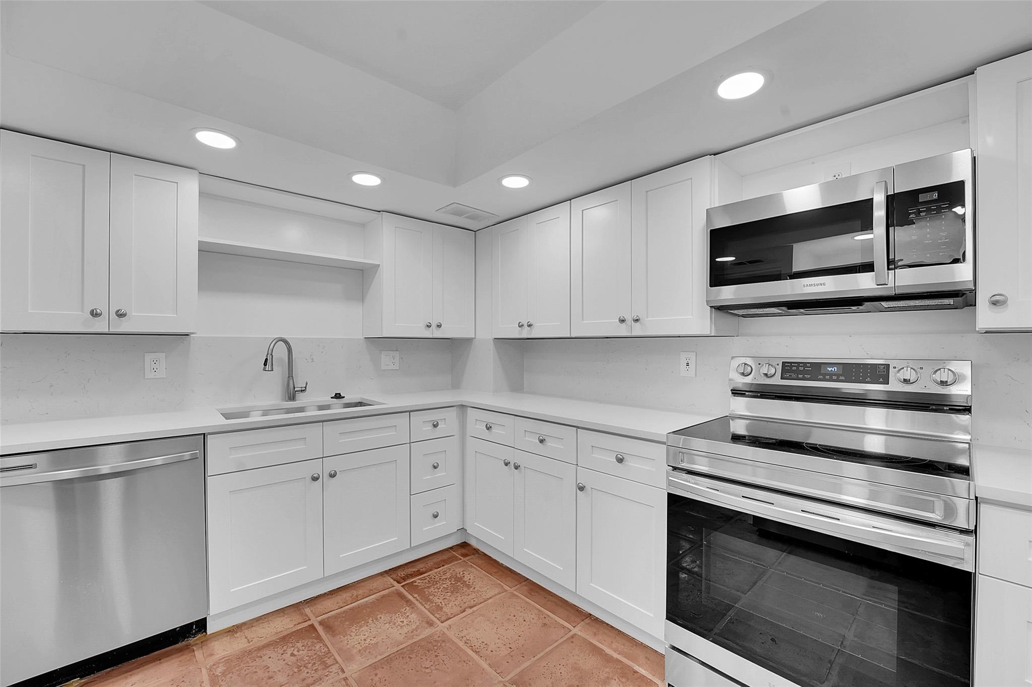 Photo for 3450 S Ocean Boulevard, 6180, Palm Beach, FL 33480 - Listing #FX-10513128 3450 S Ocean Boulevard, 6180, Palm Beach, FL 33480