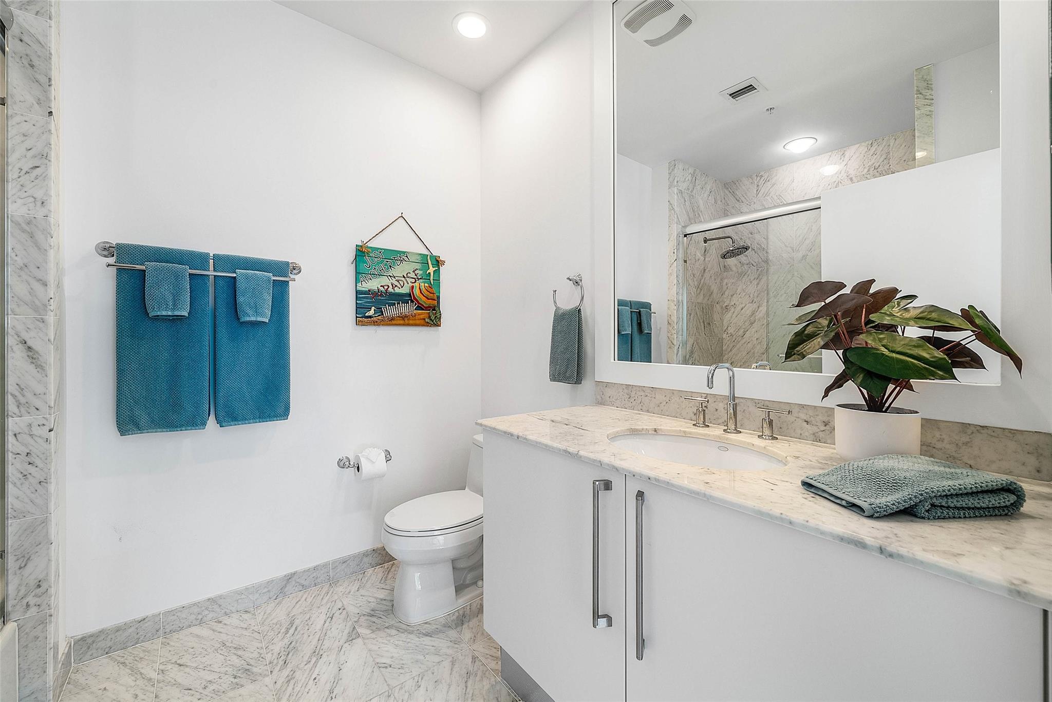 Photo for 3535 S Ocean Drive, 2605, Hollywood, FL 33019 - Listing #FX-10526434 3535 S Ocean Drive, 2605, Hollywood, FL 33019