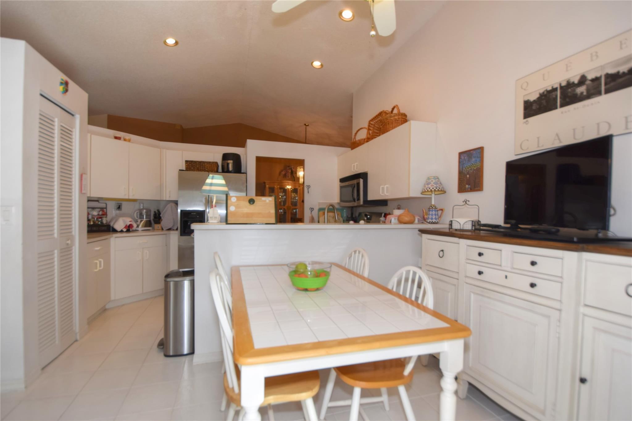 Photo for 98 Gables Boulevard, Weston, FL 33326 - Listing #FX-10506101 98 Gables Boulevard, Weston, FL 33326