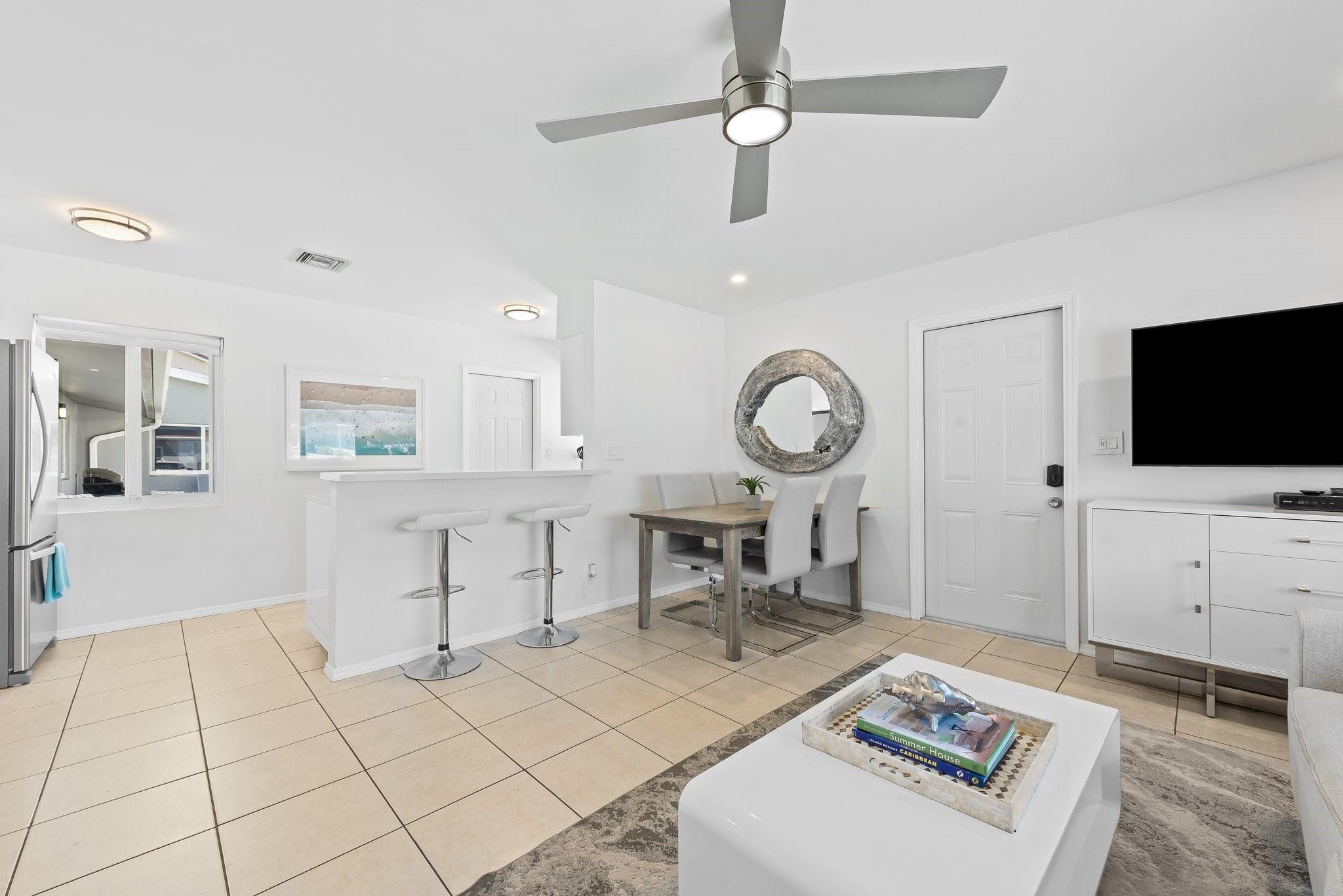 Photo for 843 NE 17th Avenue, Fort Lauderdale, FL 33304 - Listing #FX-10506370 843 NE 17th Avenue, Fort Lauderdale, FL 33304