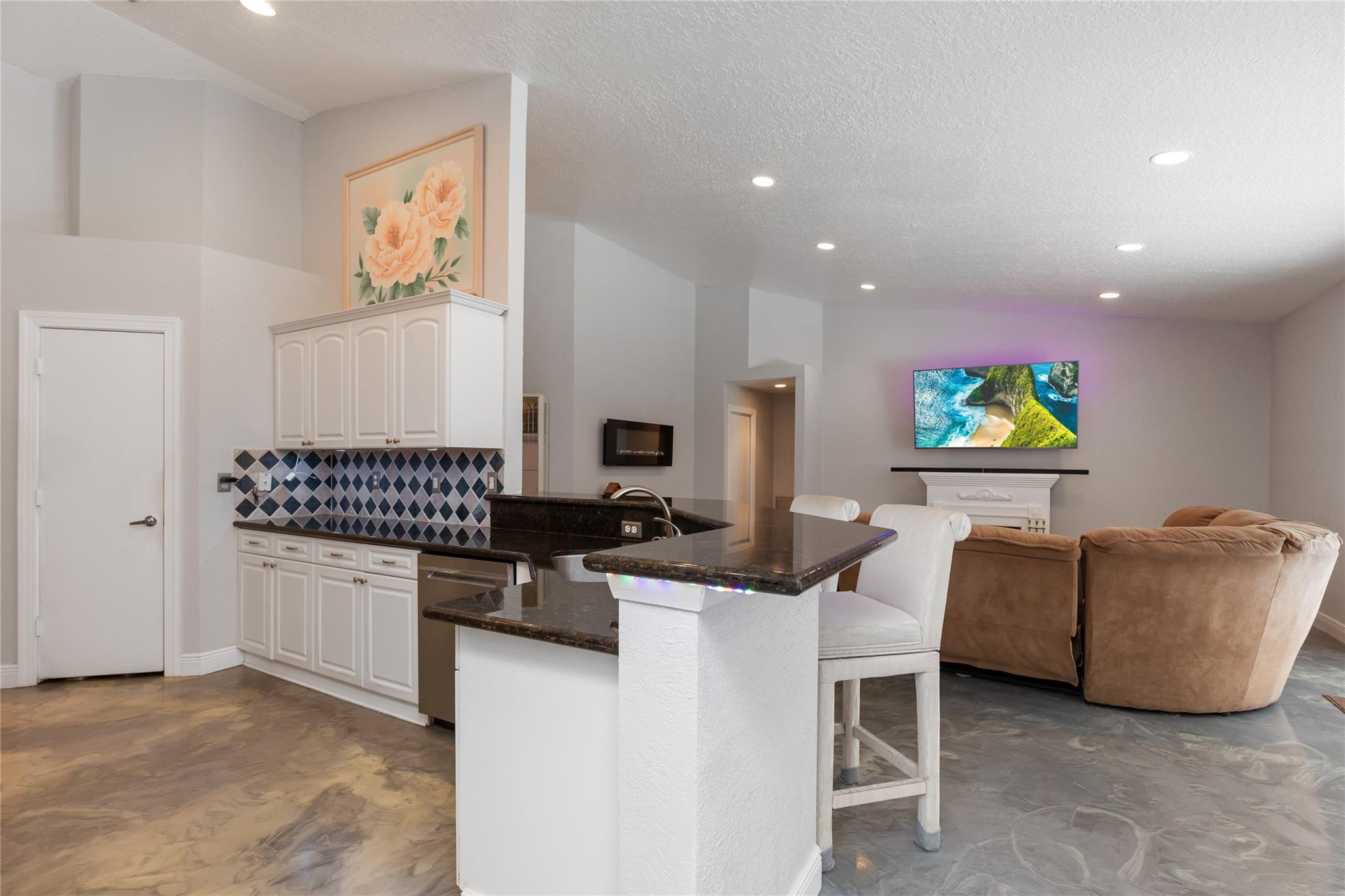 1400 NW 102nd Drive, Coral Springs, FL 33071