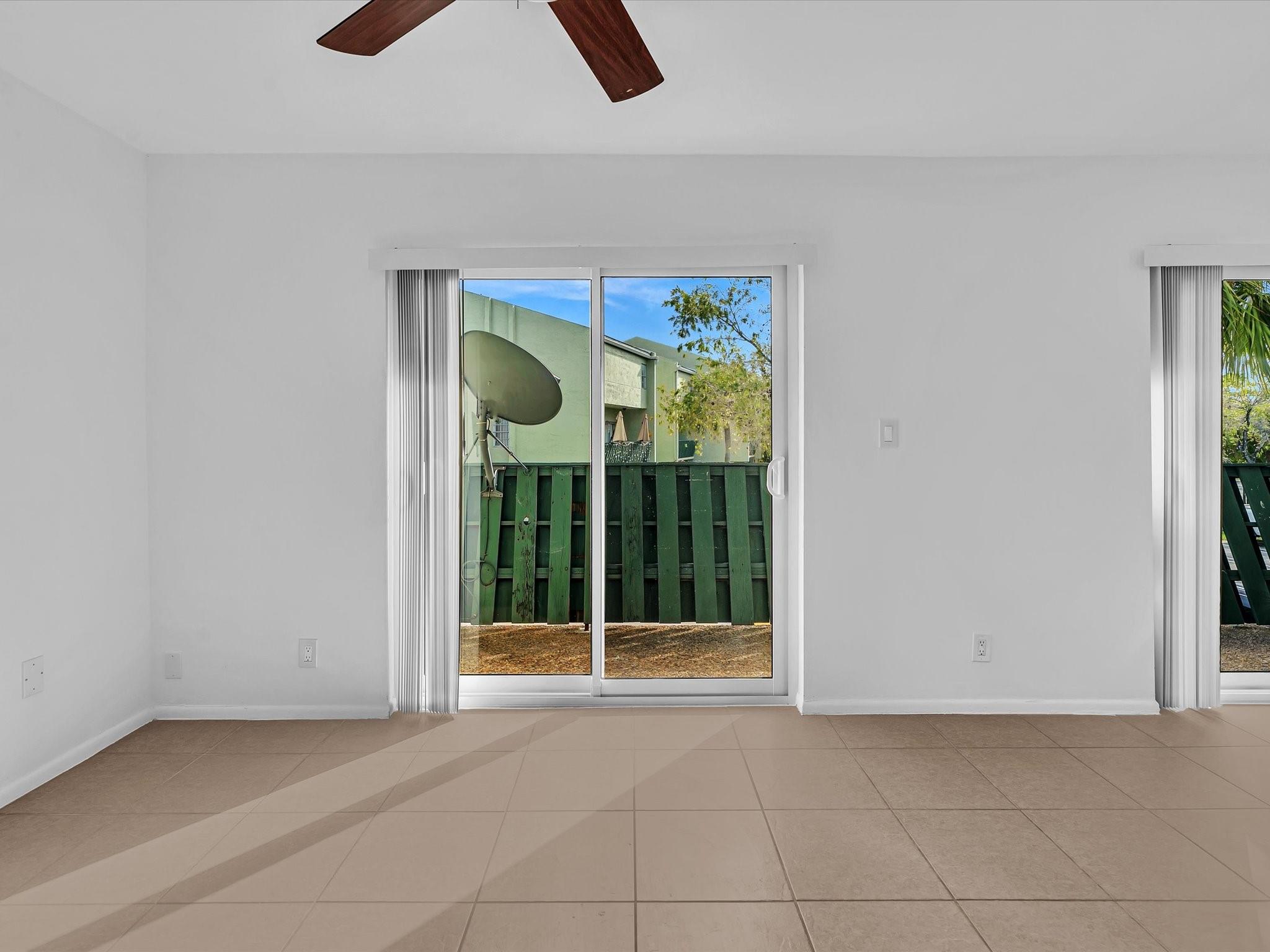 8911 NW 28th Drive E, Coral Springs, FL 33065