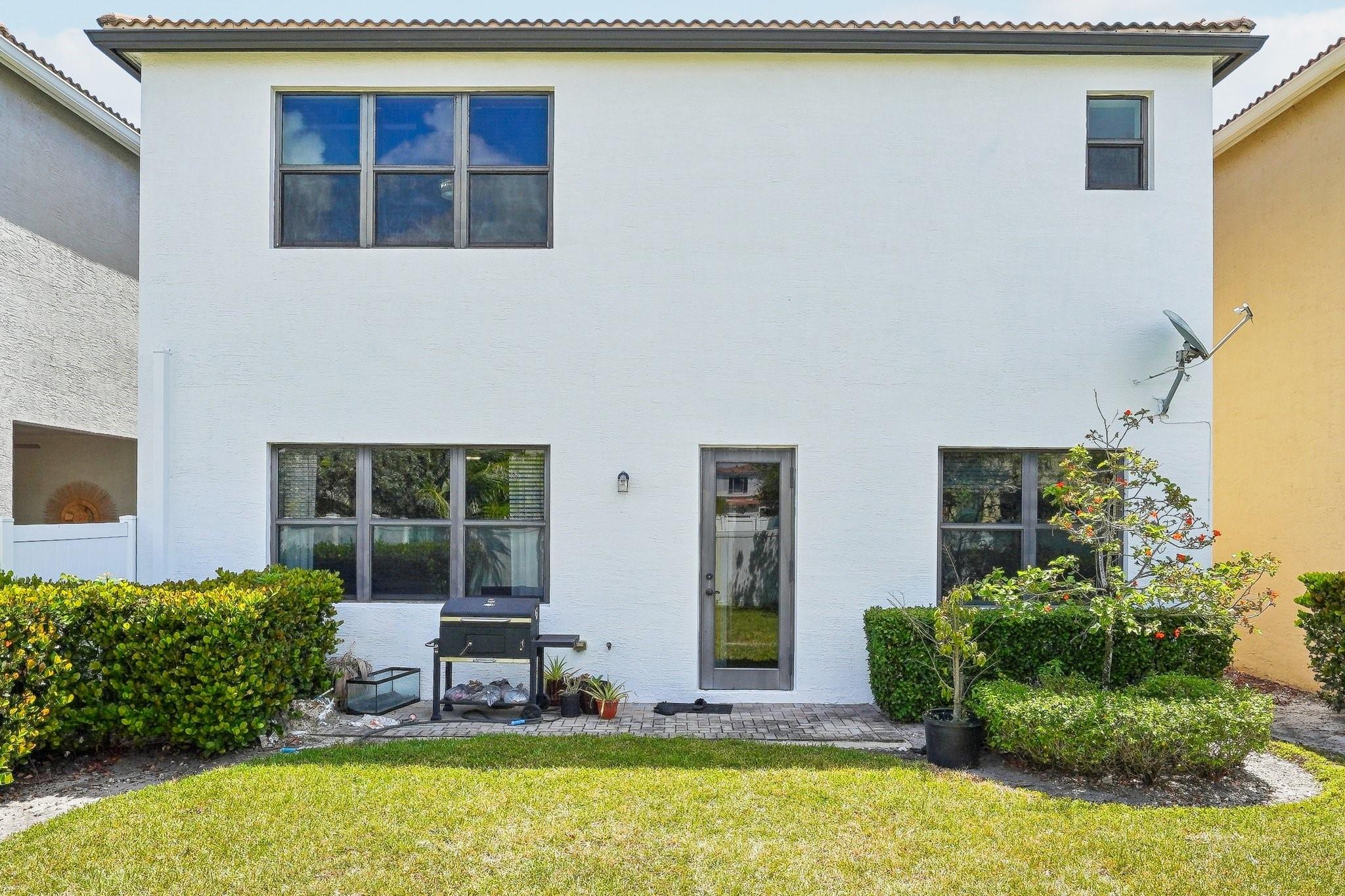 Photo for 19276 NE 9th Place, Miami, FL 33179 - Listing #FX-10501523 19276 NE 9th Place, Miami, FL 33179