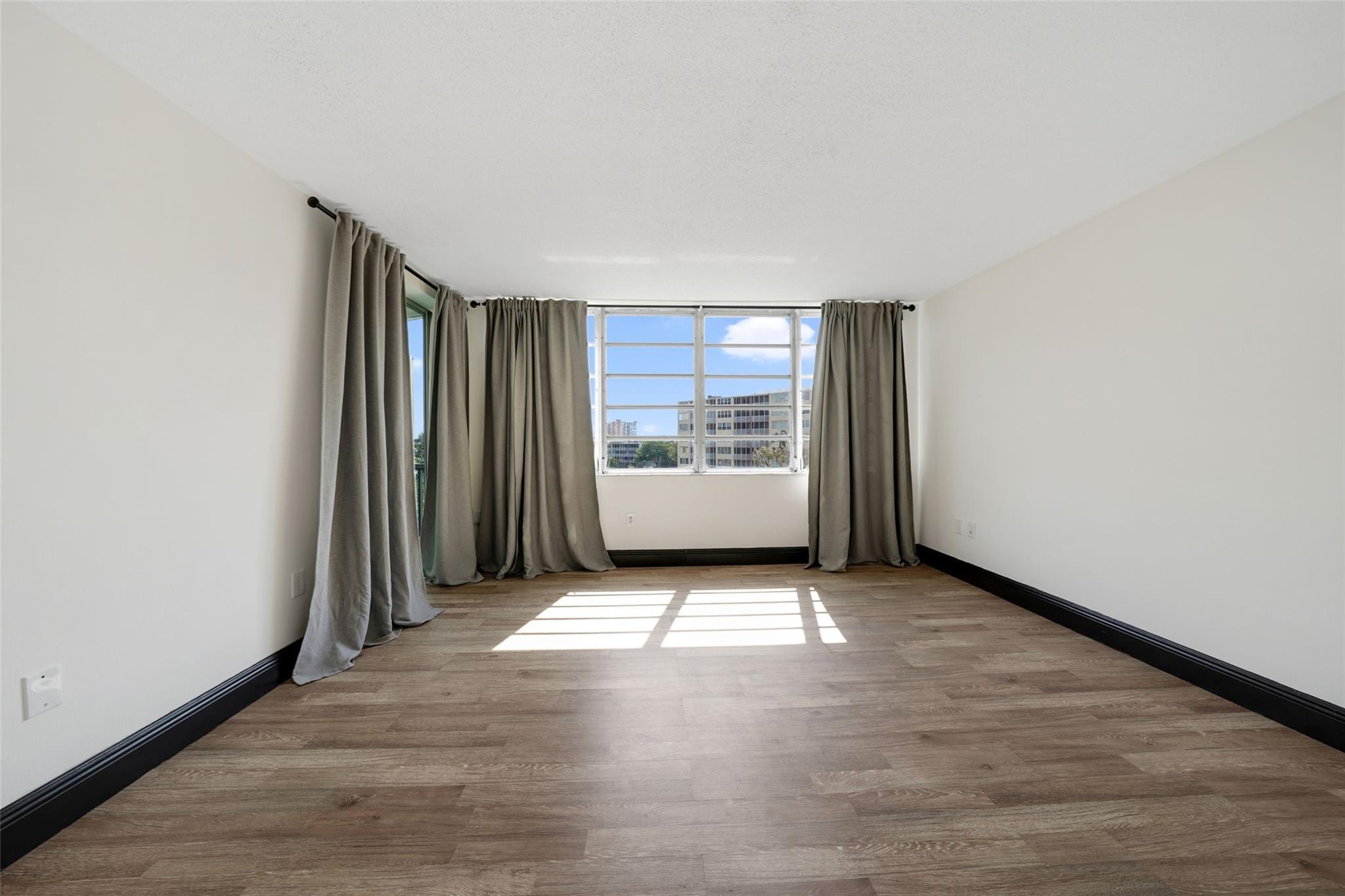 Photo for 1750 NE 191st Street, 519, Miami, FL 33179 - Listing #FX-10506230 1750 NE 191st Street, 519, Miami, FL 33179