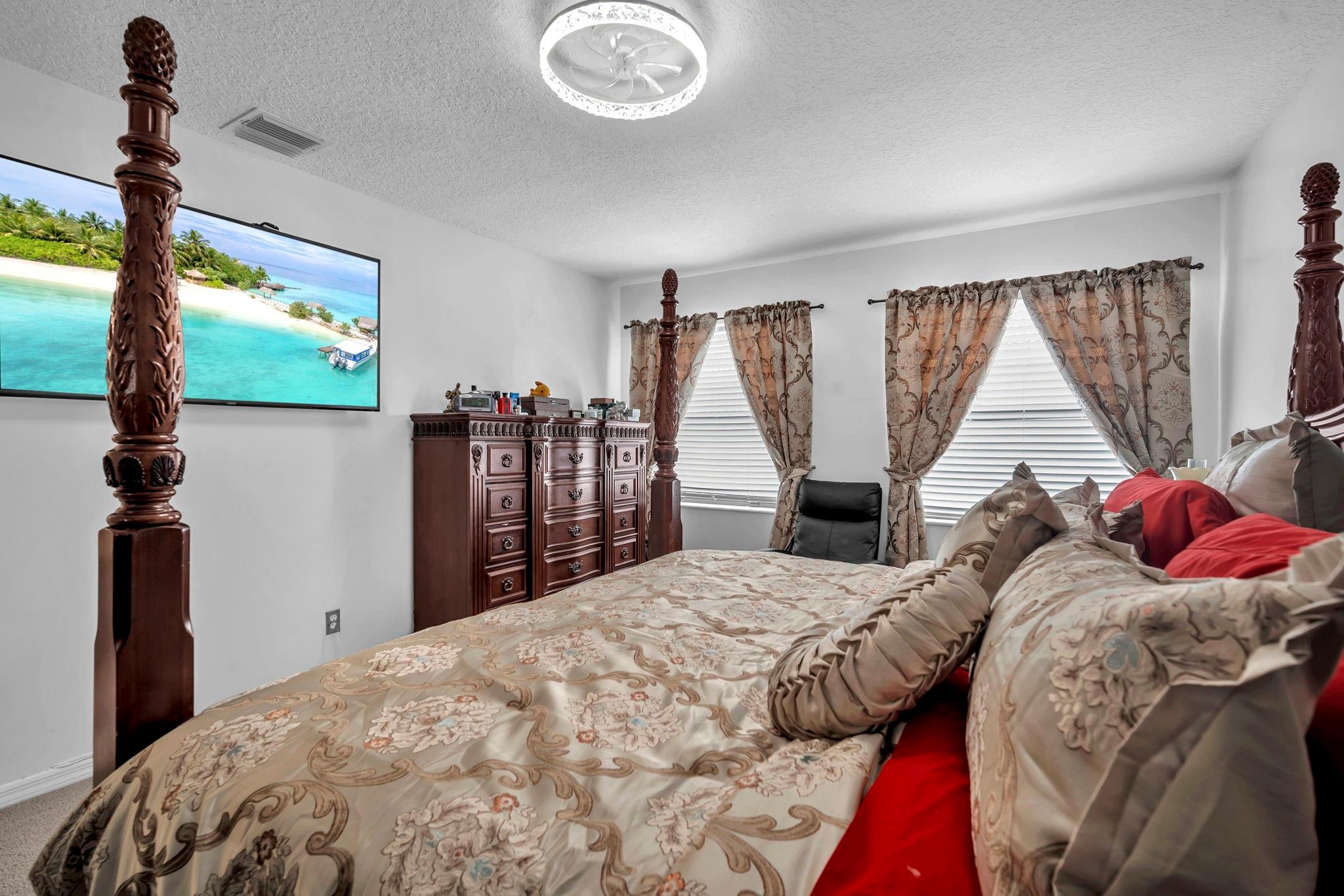 3471 NW 112th Avenue, Coral Springs, FL 33065