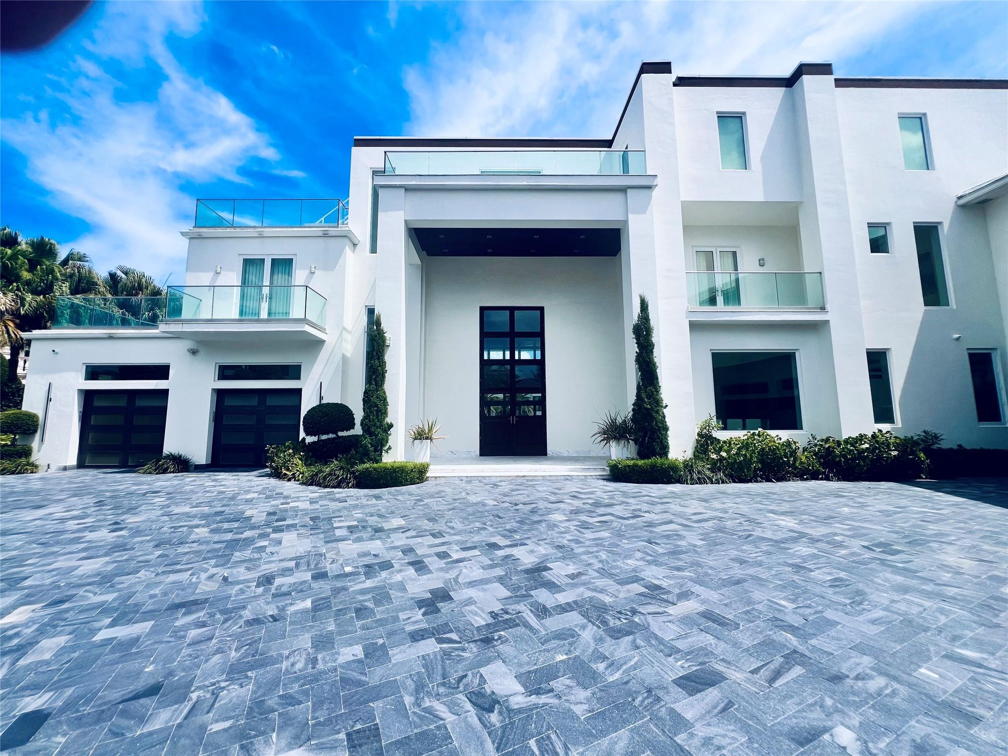 4 Pelican Drive, Fort Lauderdale, FL 33301