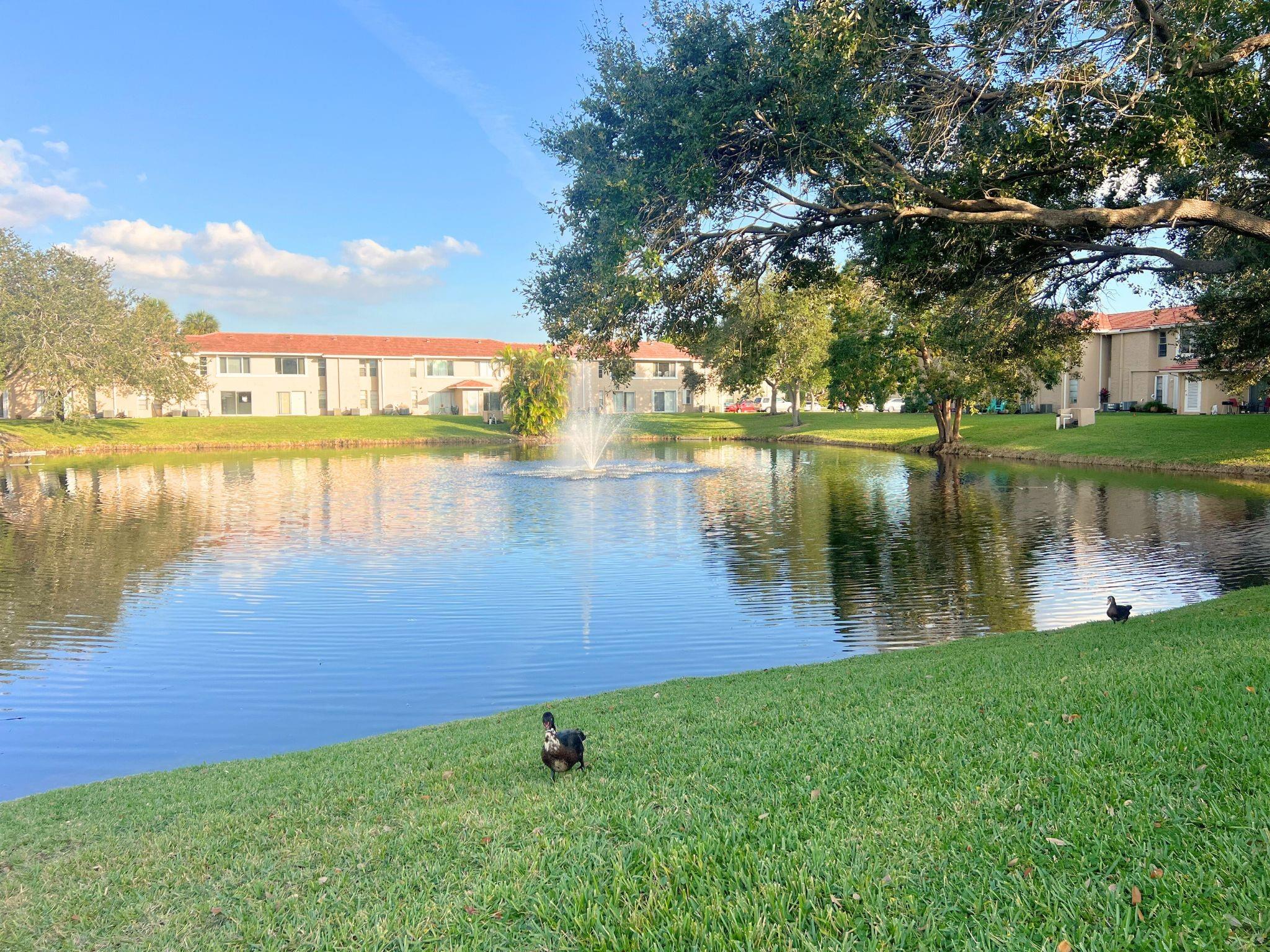 843 Twin Lakes Drive 30B, Coral Springs, FL 33071