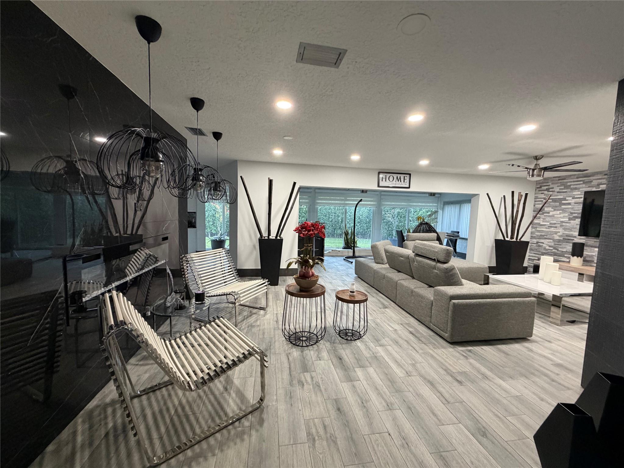 11240 NW 43rd Street, Coral Springs, FL 33065