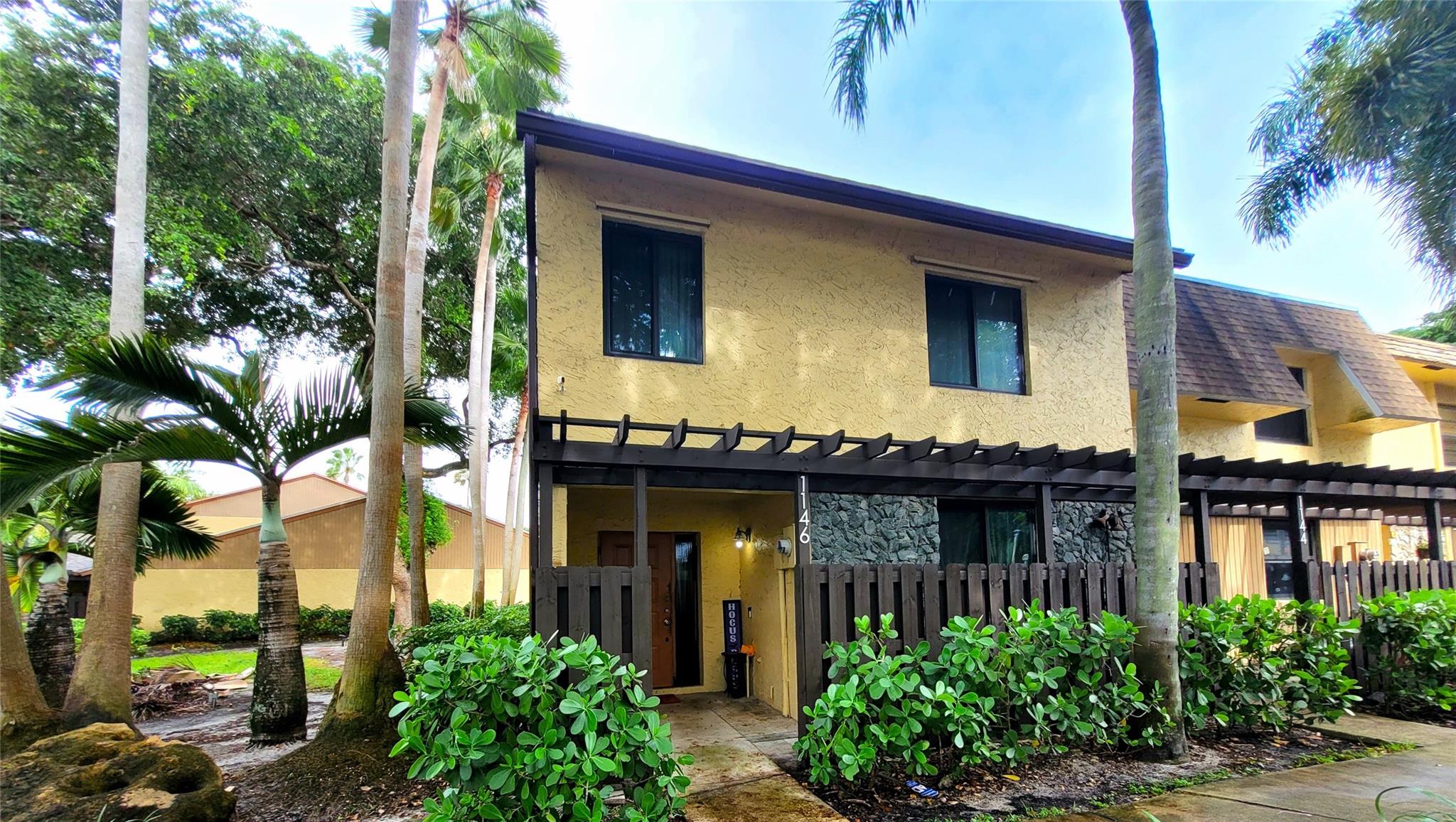 Photo for 1146 N University Drive, Plantation, FL 33322 - listing #FX-10533582 1146 N University Drive, Plantation, FL 33322