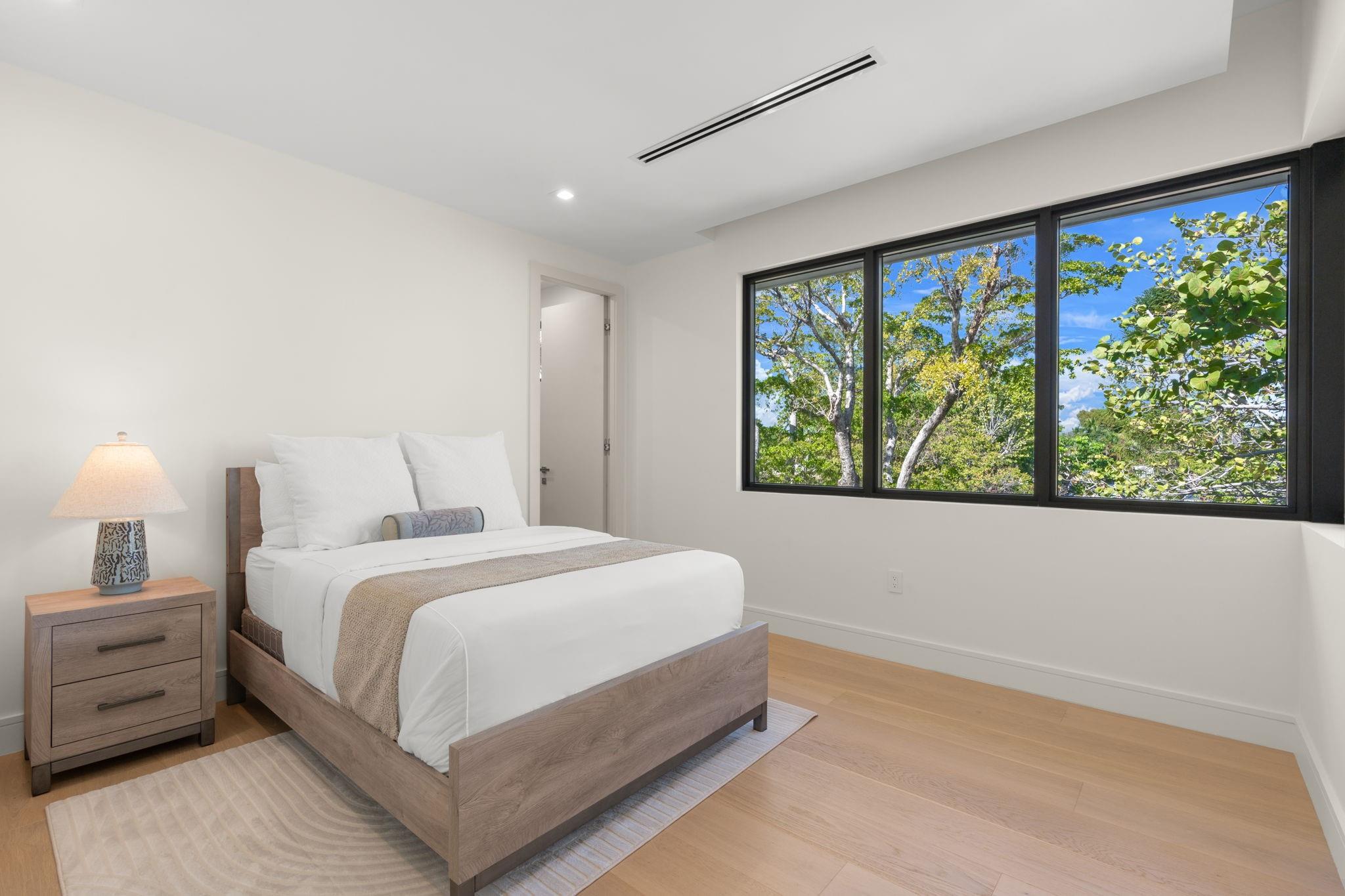 2035 Intracoastal Drive, Fort Lauderdale, FL 33305