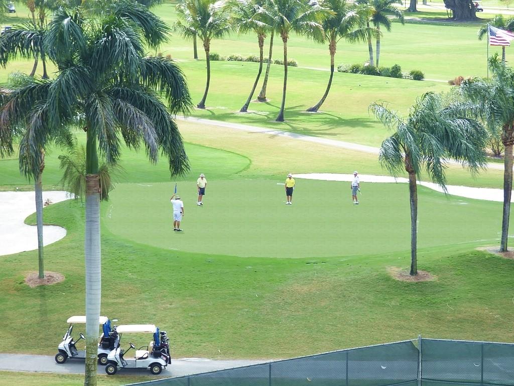 18 Hole PGA Golf Course