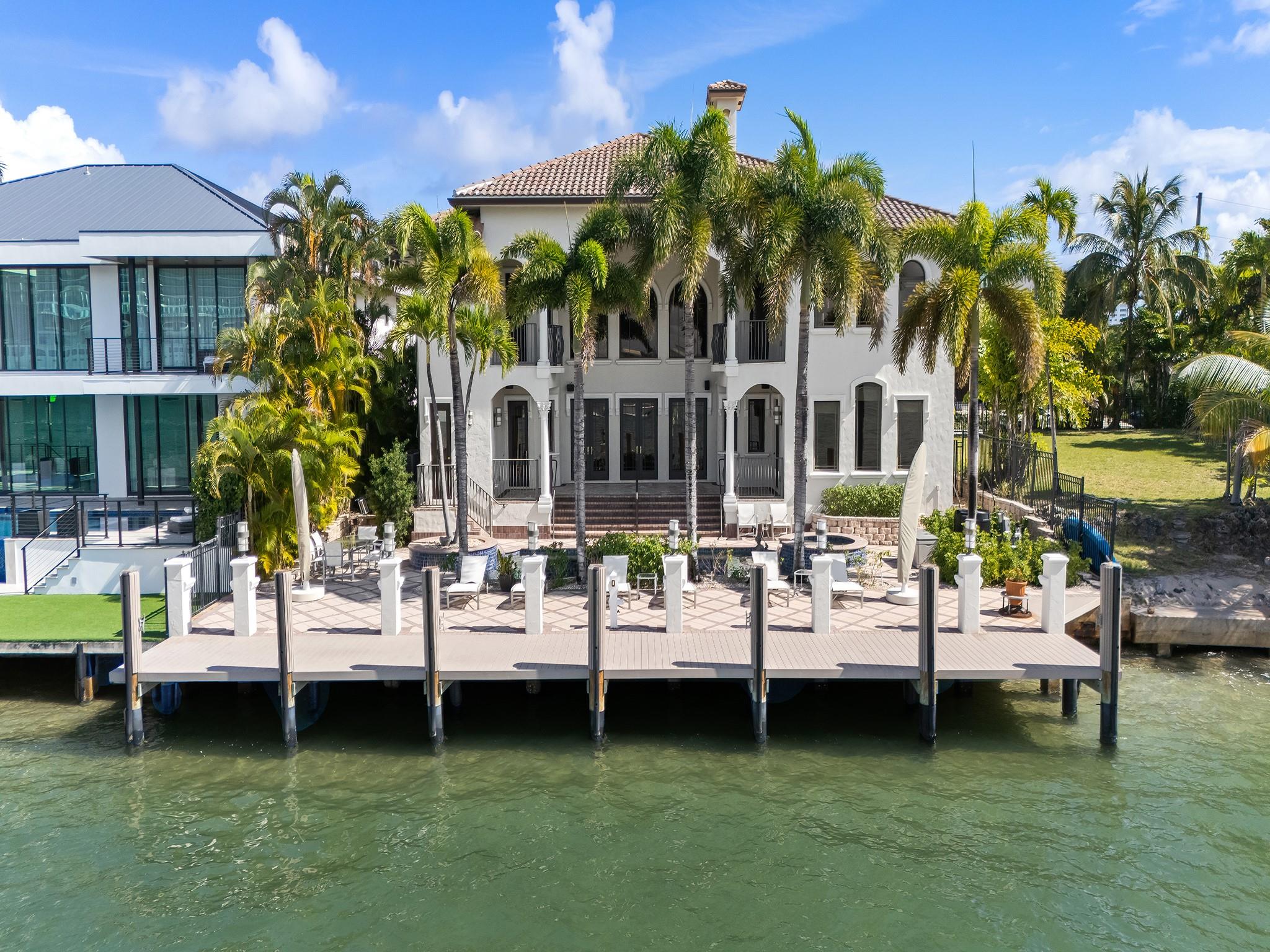 1965 SE 21st Avenue, Fort Lauderdale, FL 33316