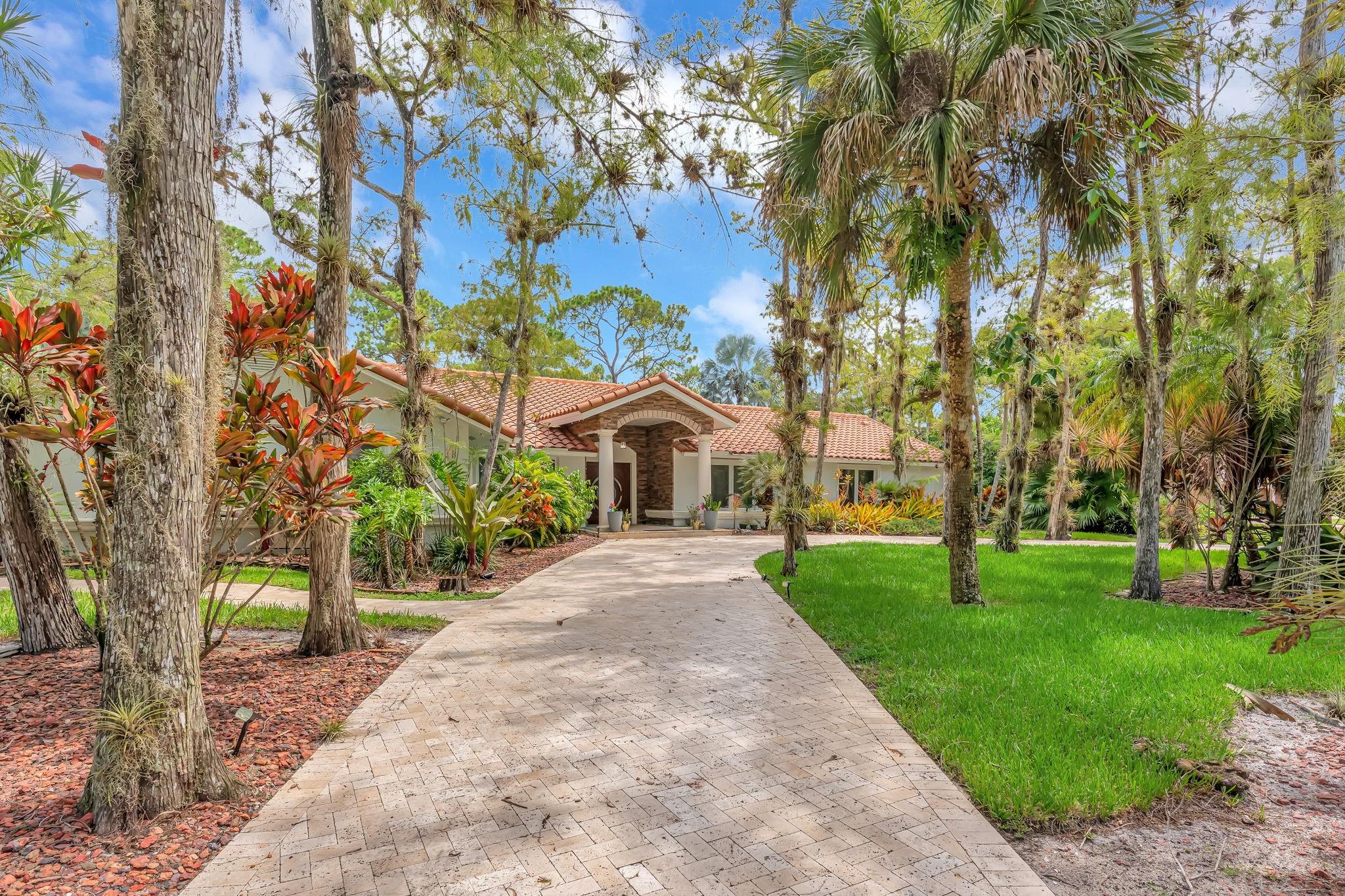 8140 NW 51st Place, Coral Springs, FL 33067