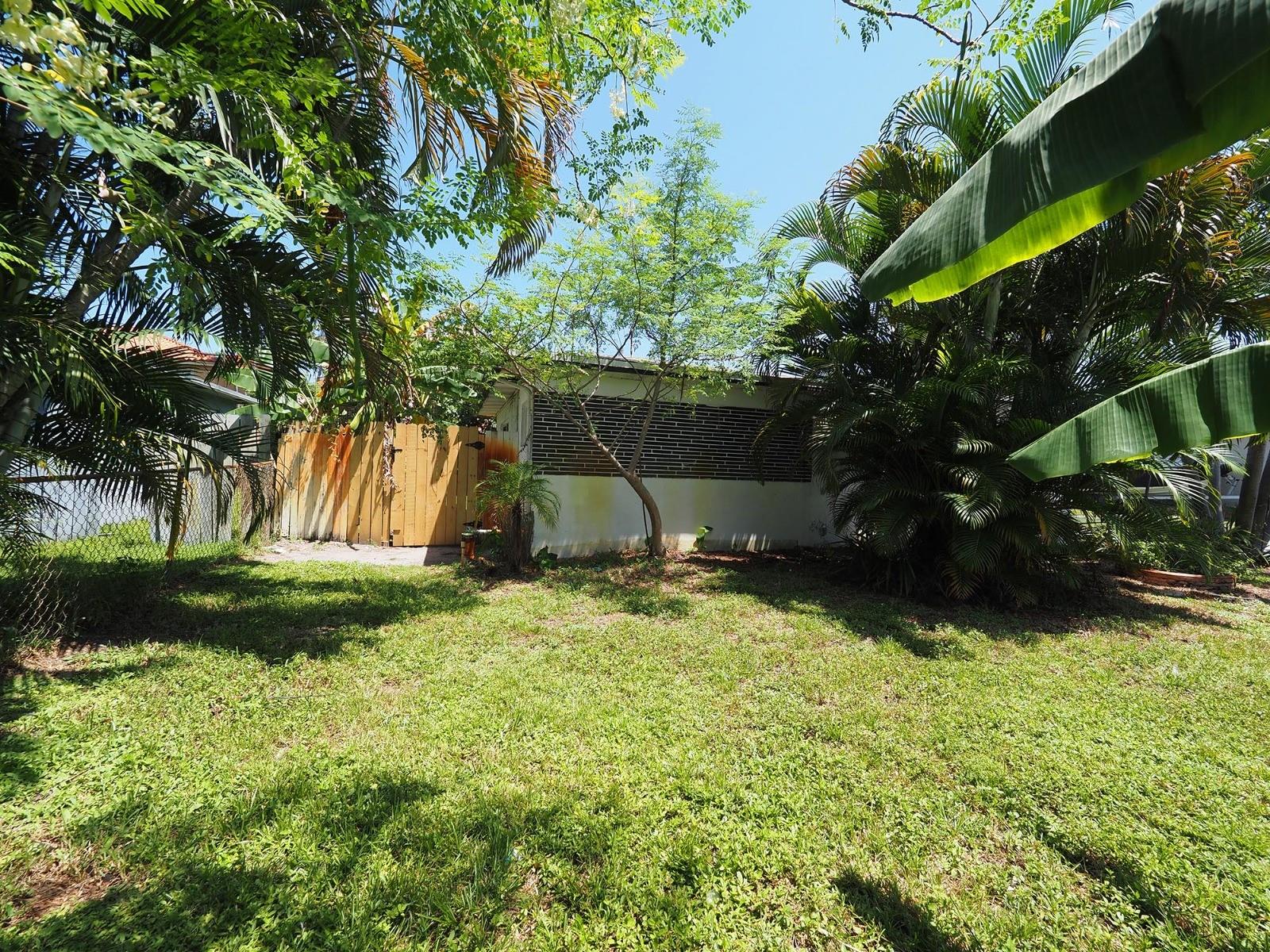 Photo for 5000 SW 24th Avenue, Dania Beach, FL 33312 - listing #FX-10491480 5000 SW 24th Avenue, Dania Beach, FL 33312