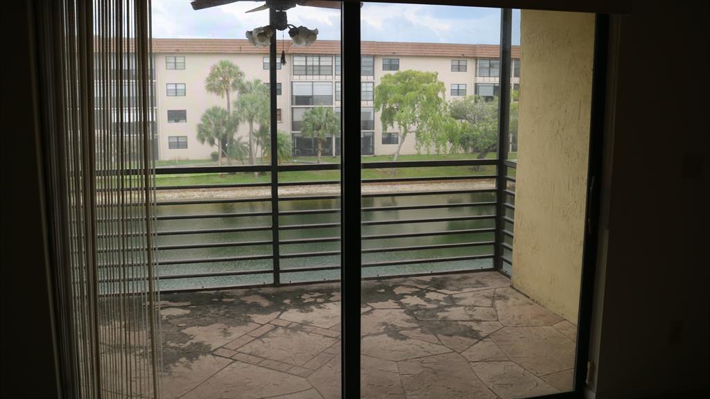 Photo for 4940 E Sabal Palm Boulevard, 303, Tamarac, FL 33319 - Listing #FX-10435747 4940 E Sabal Palm Boulevard, 303, Tamarac, FL 33319