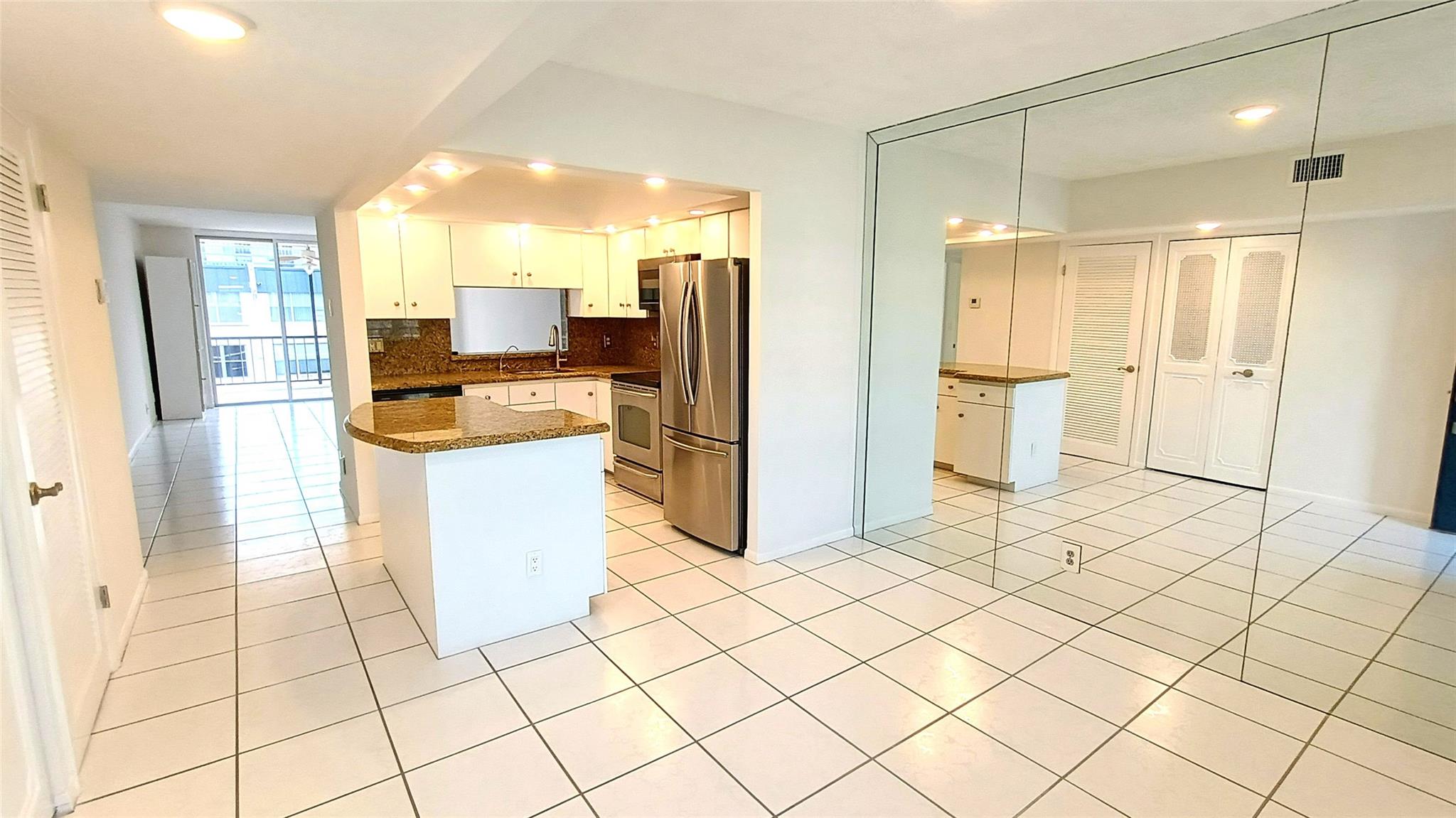 Photo for 777 S Federal Highway, M301 M301, Pompano Beach, FL 33062 - listing #FX-10537143 777 S Federal Highway, M301 M301, Pompano Beach, FL 33062