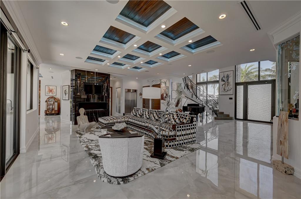 2900 NE 8 Avenue, Boca Raton, FL 33431