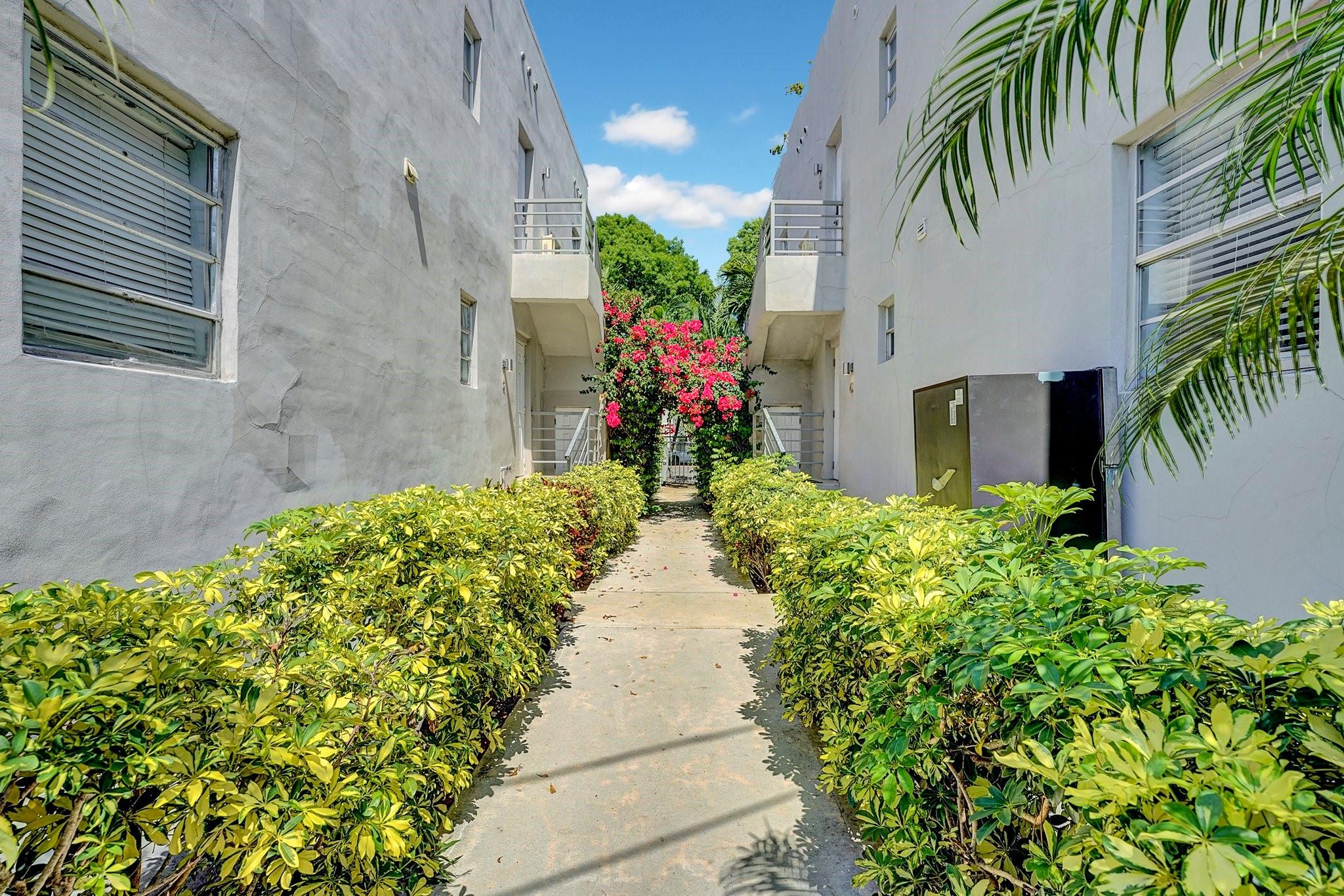 Photo for 560 Michigan Avenue, Miami Beach, FL 33139 - Listing #FX-10502930 560 Michigan Avenue, Miami Beach, FL 33139