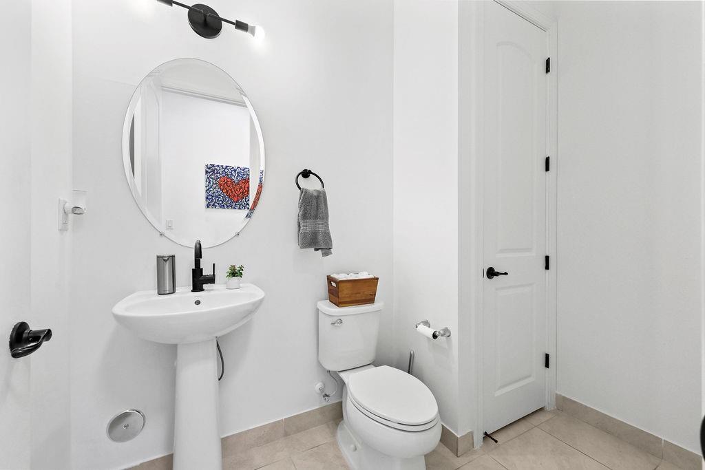 8560 NW 39 Court, Coral Springs, FL 33065