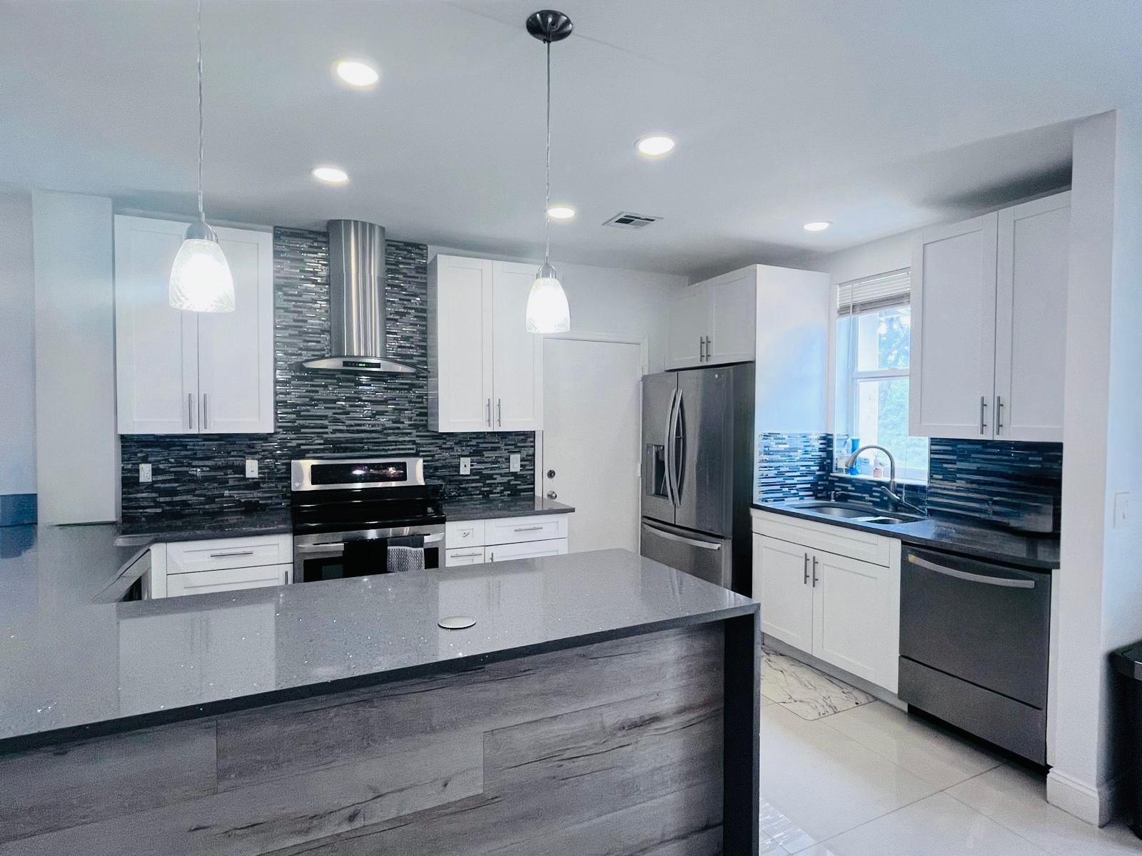 10549 NW 57th Court 10549, Coral Springs, FL 33076