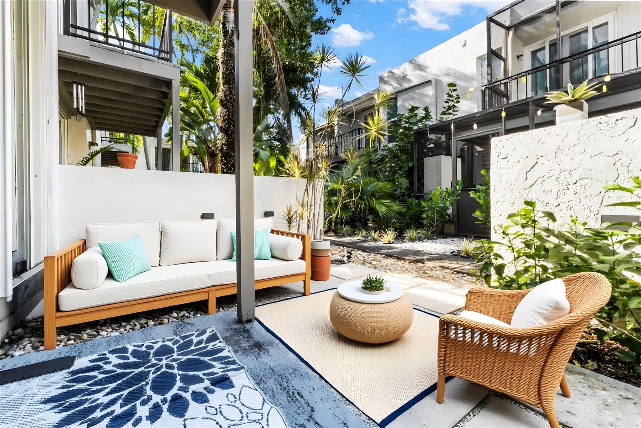 Photo for 653 Cypress Lane, 21B 21B, Fort Lauderdale, FL 33305 - listing #FX-10538250 653 Cypress Lane, 21B 21B, Fort Lauderdale, FL 33305