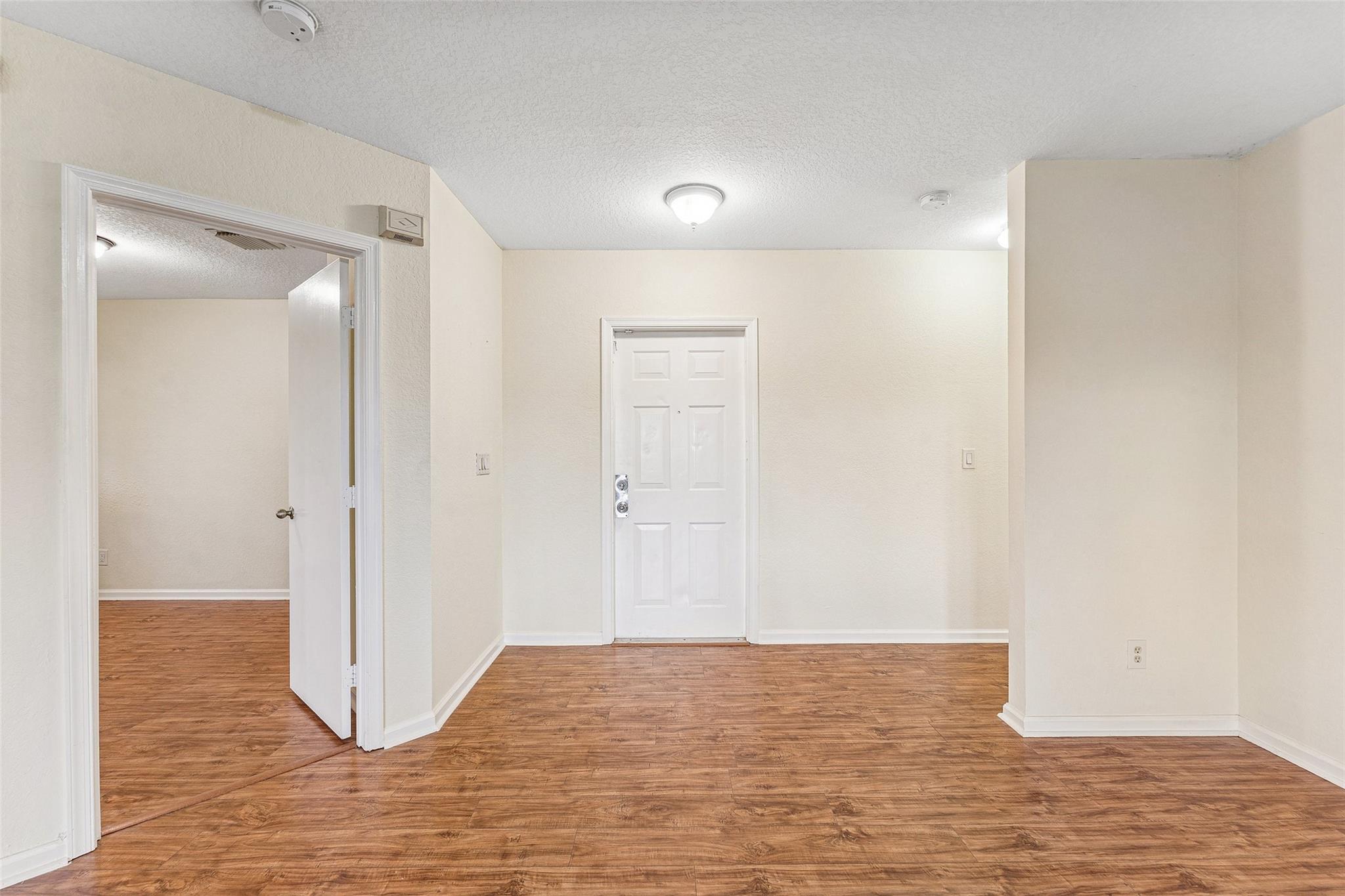 8466 NW 40th Street, Coral Springs, FL 33065