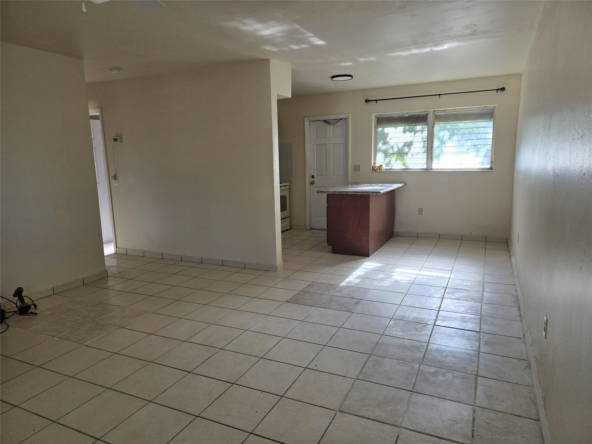 Photo for 1560 NE 111th Street, 2, Miami, FL 33161 - Listing #FX-10498691 1560 NE 111th Street, 2, Miami, FL 33161