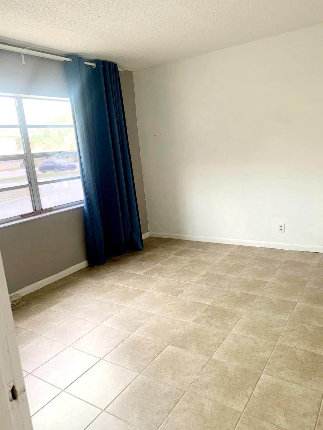 10234 Twin Lakes Drive 16-D, Coral Springs, FL 33071