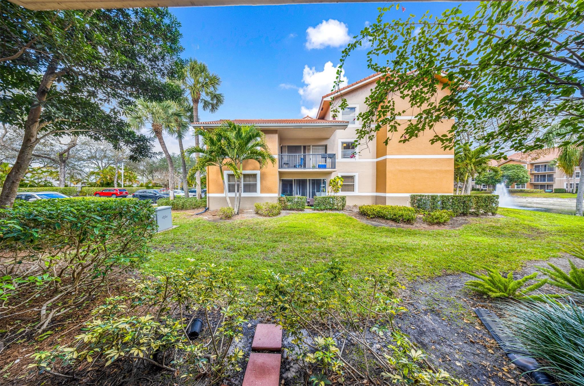 8977 Wiles Road 102, Coral Springs, FL 33067
