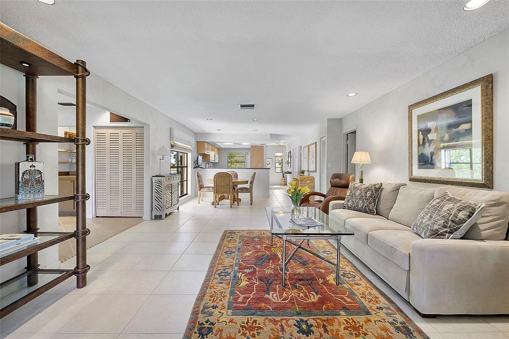 Photo for 8210 E Casa Del Lago, E, Boca Raton, FL 33433 - Listing #FX-10435946 8210 E Casa Del Lago, E, Boca Raton, FL 33433