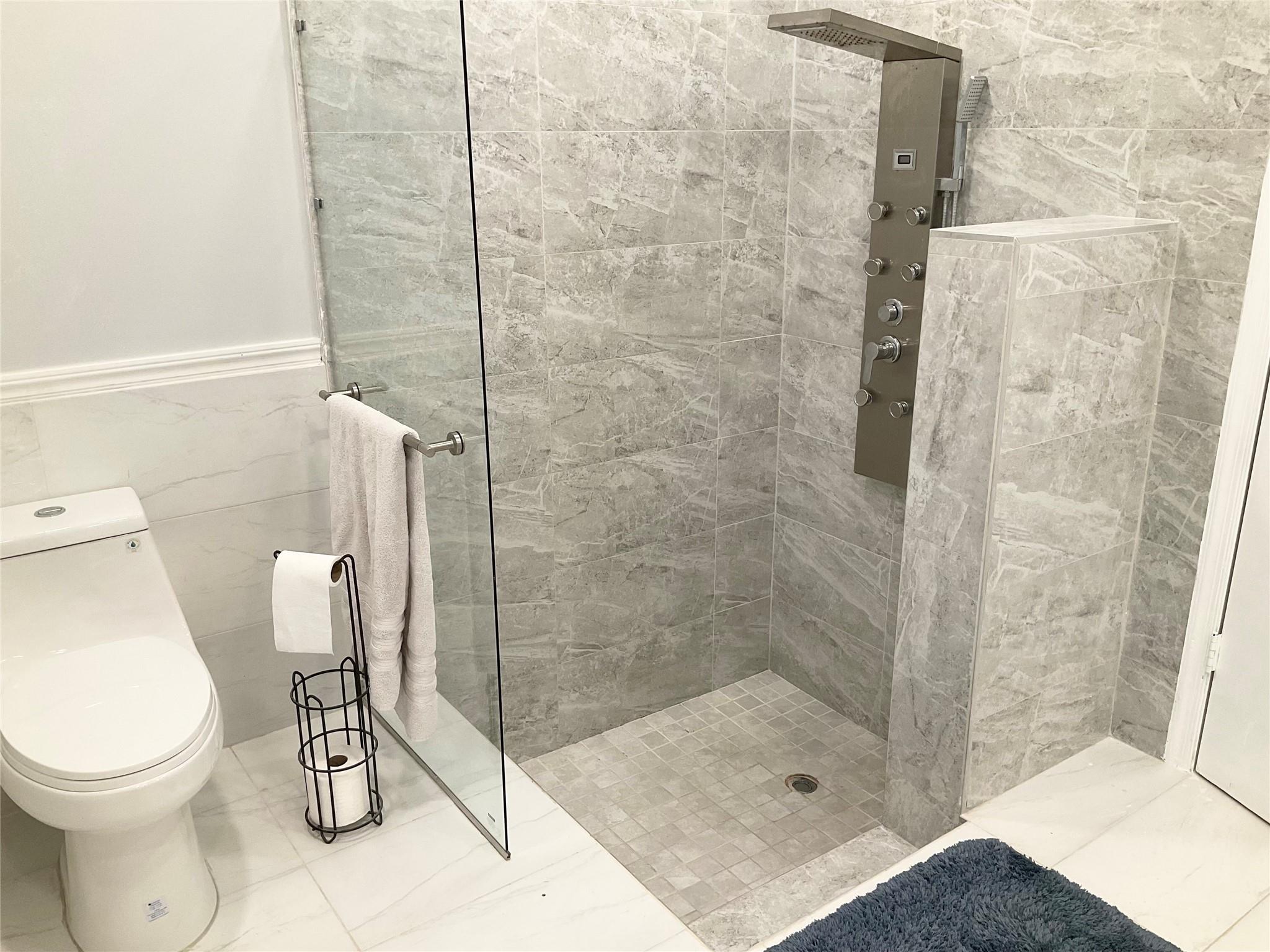 10477 NW 4th Street, Coral Springs, FL 33071